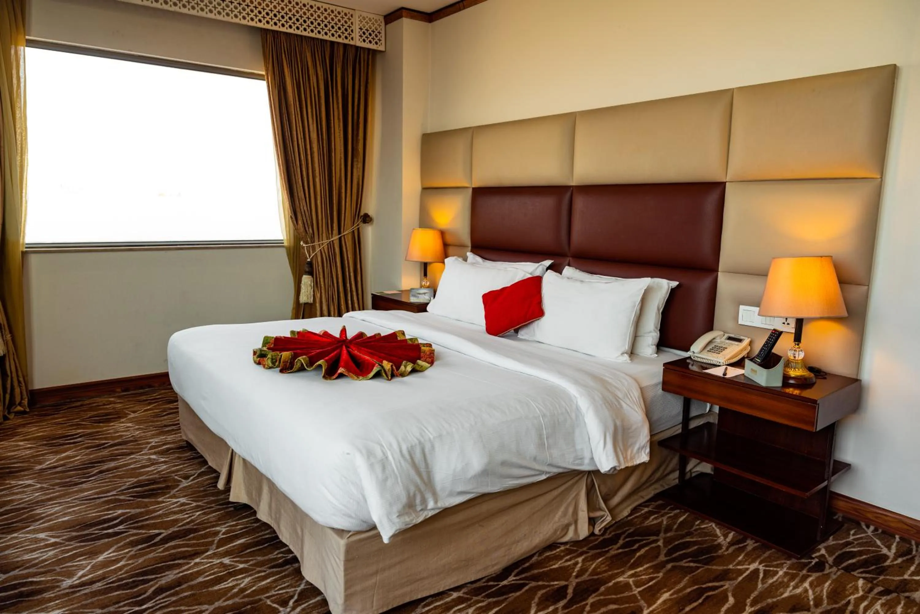 Bed in Luxus Grand Hotel