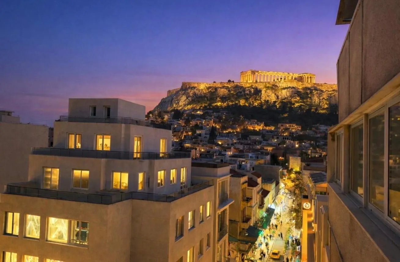 Night in Elite Ermou Suites