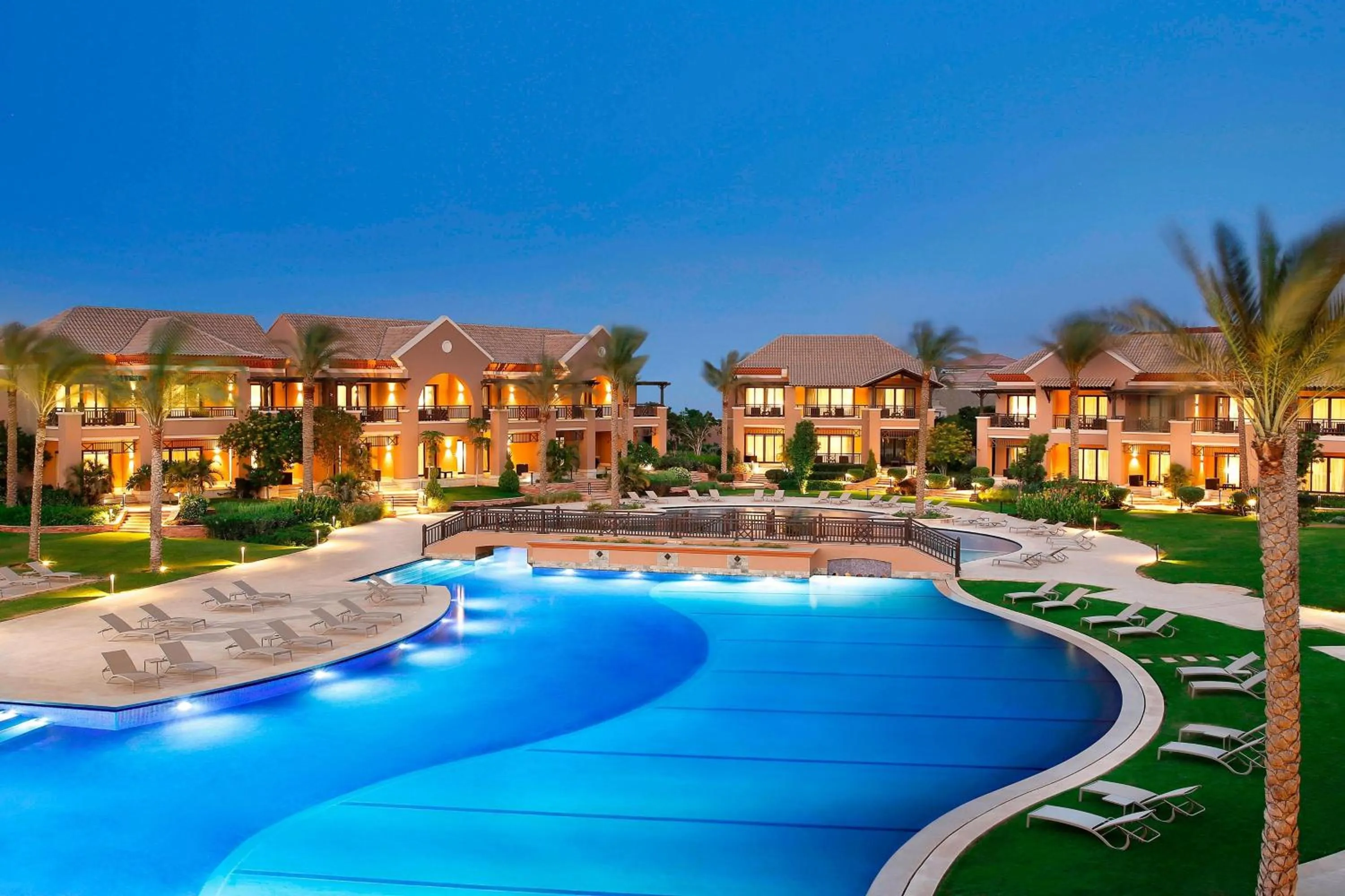 Swimming pool in The Westin Cairo Golf Resort & Spa, Katameya Dunes