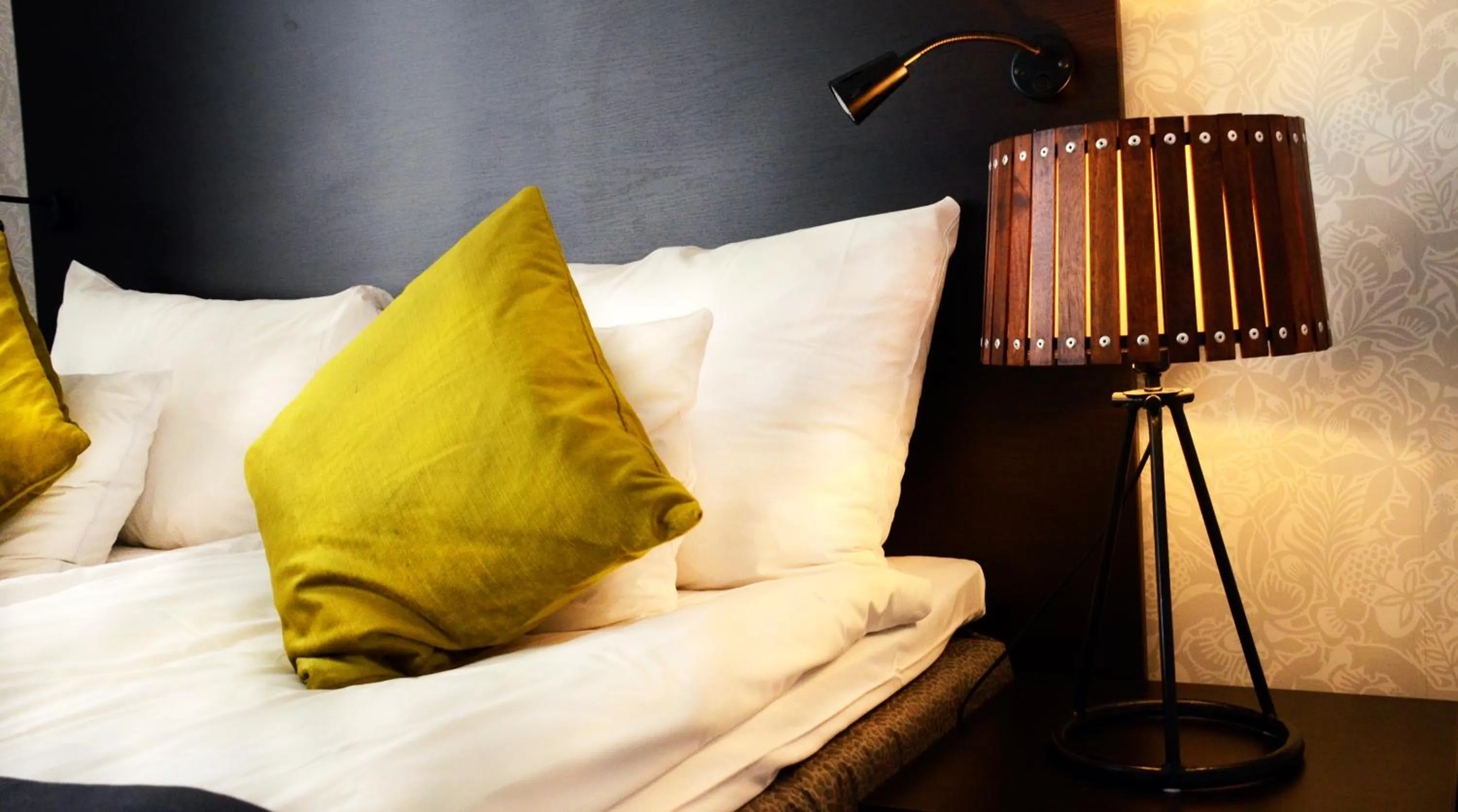 Decorative detail, Bed in Home Hotel Plaza