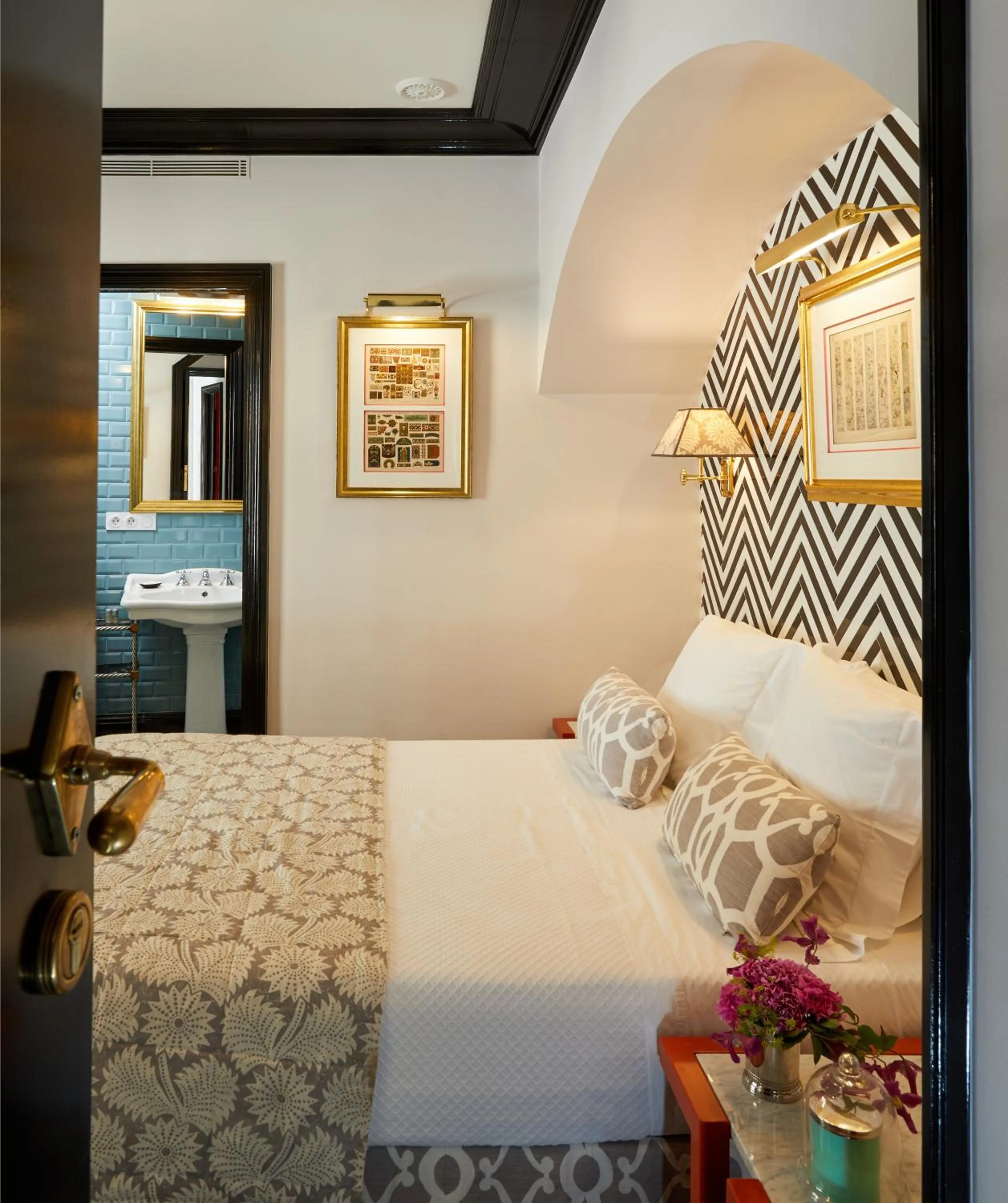 Bedroom, Bed in Triana House