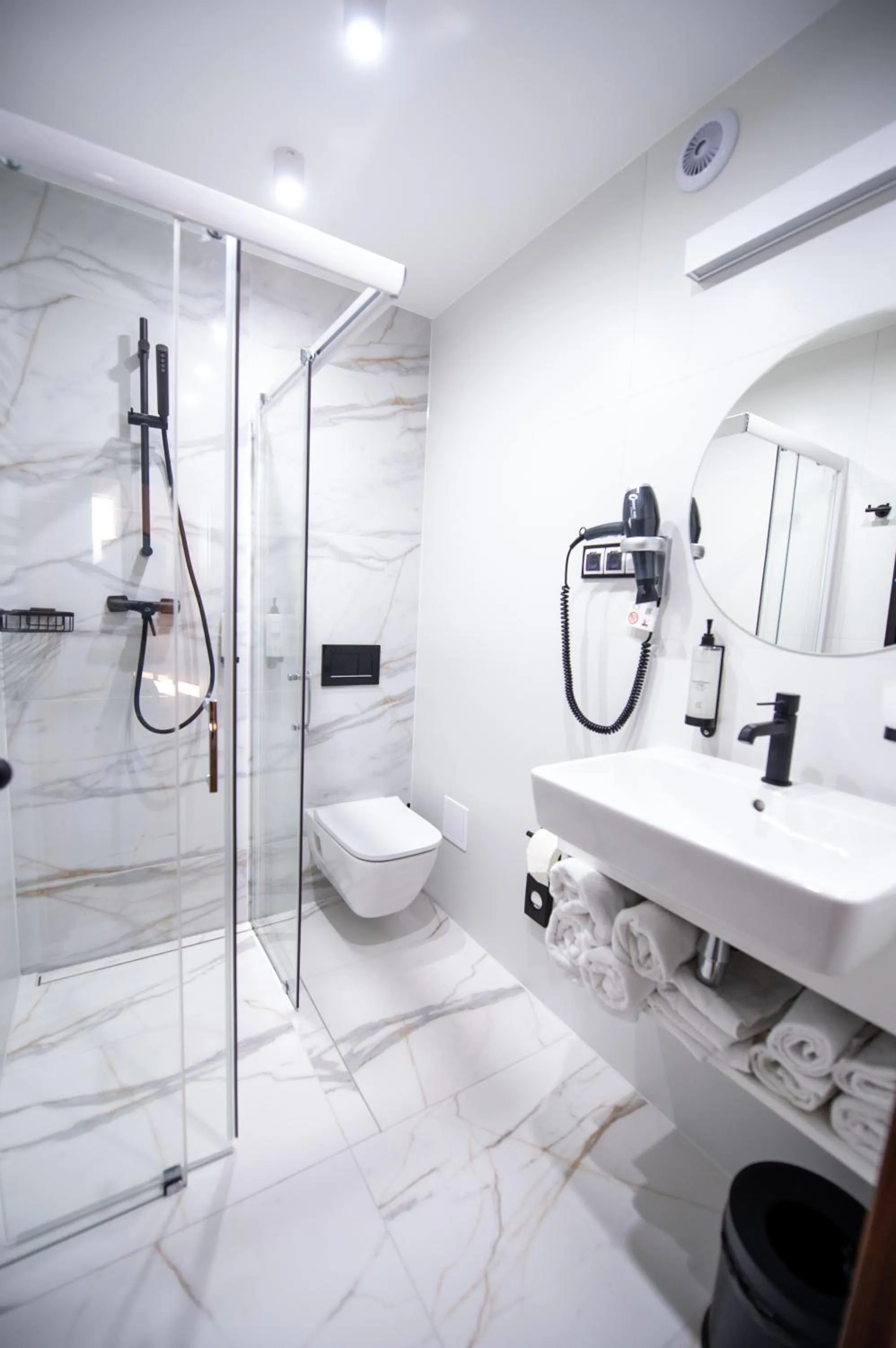 Bathroom in Hotel Ostaniec