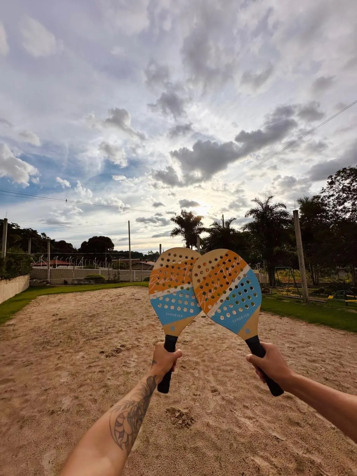 Tennis court in Pousada Flores do Campo