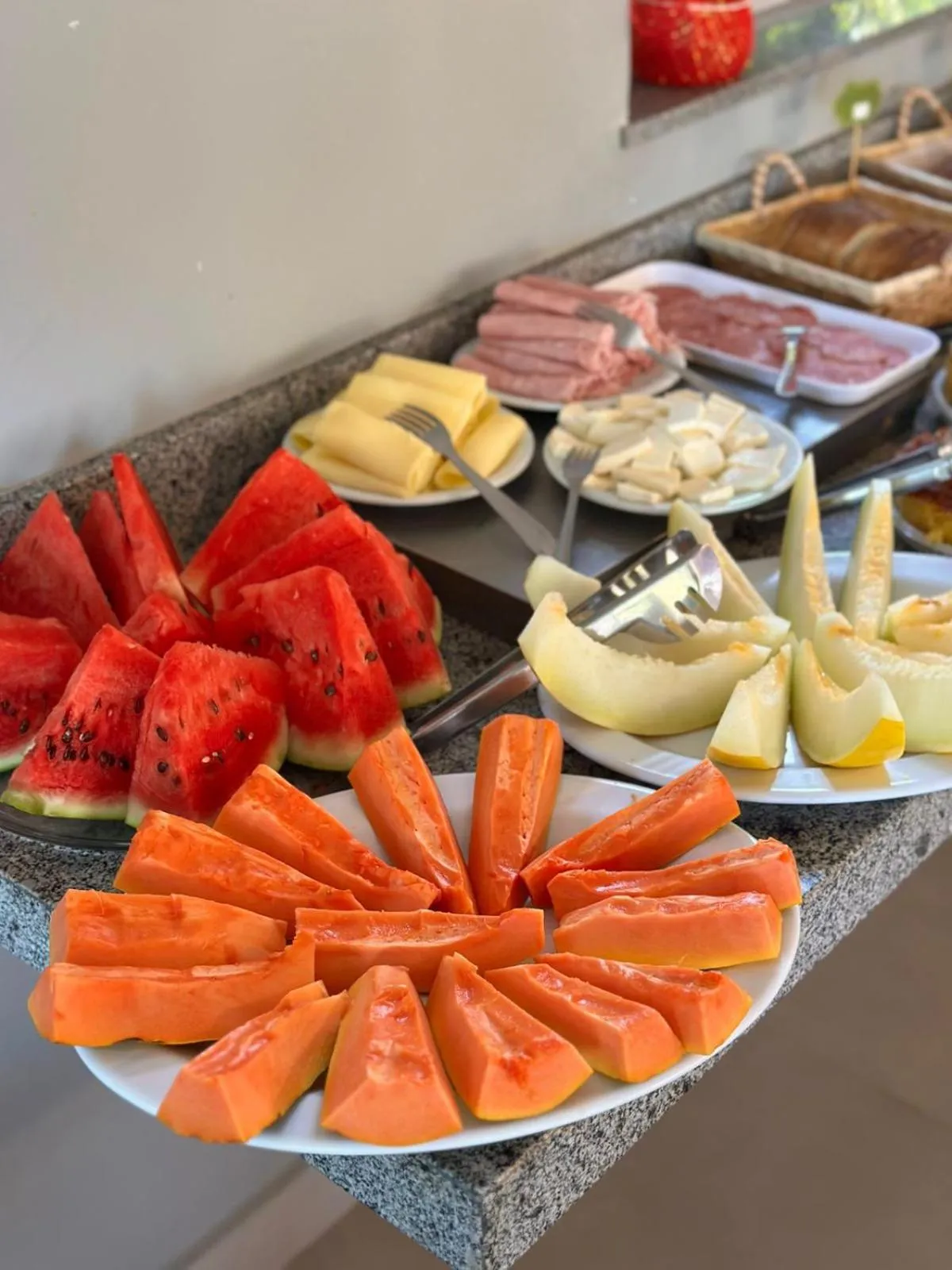 Buffet breakfast in Pousada Flores do Campo