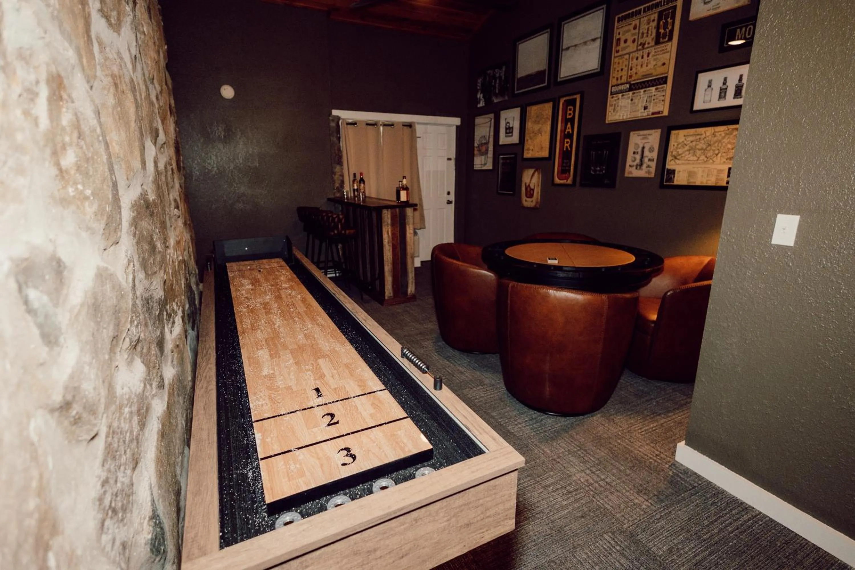 Lounge or bar in Tremont Lodge & Resort