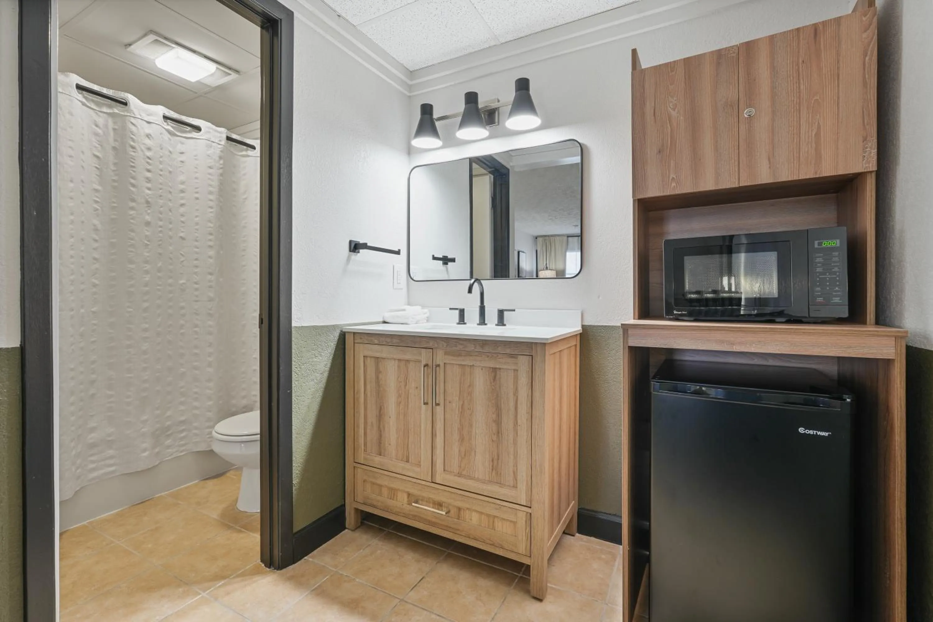 Bedroom in Tremont Lodge & Resort