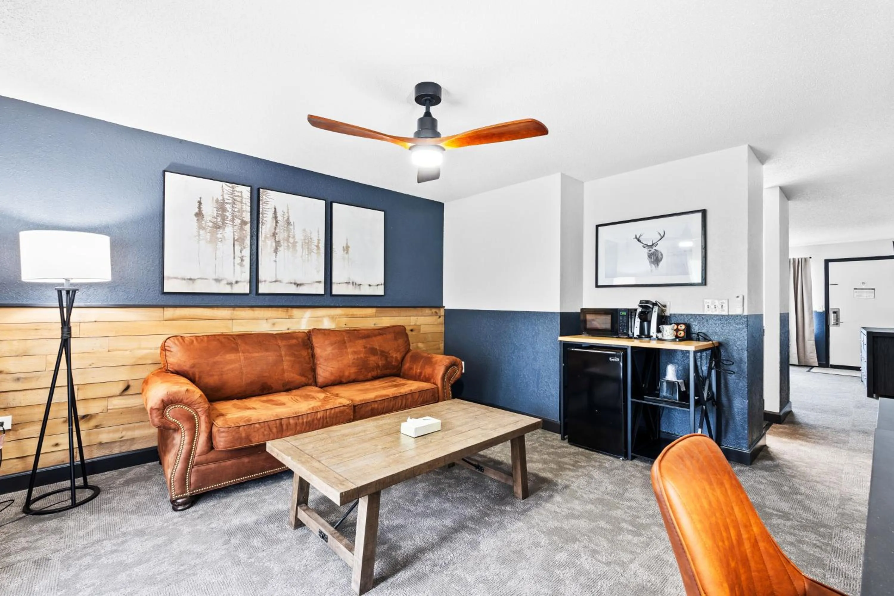 TV and multimedia in Tremont Lodge & Resort