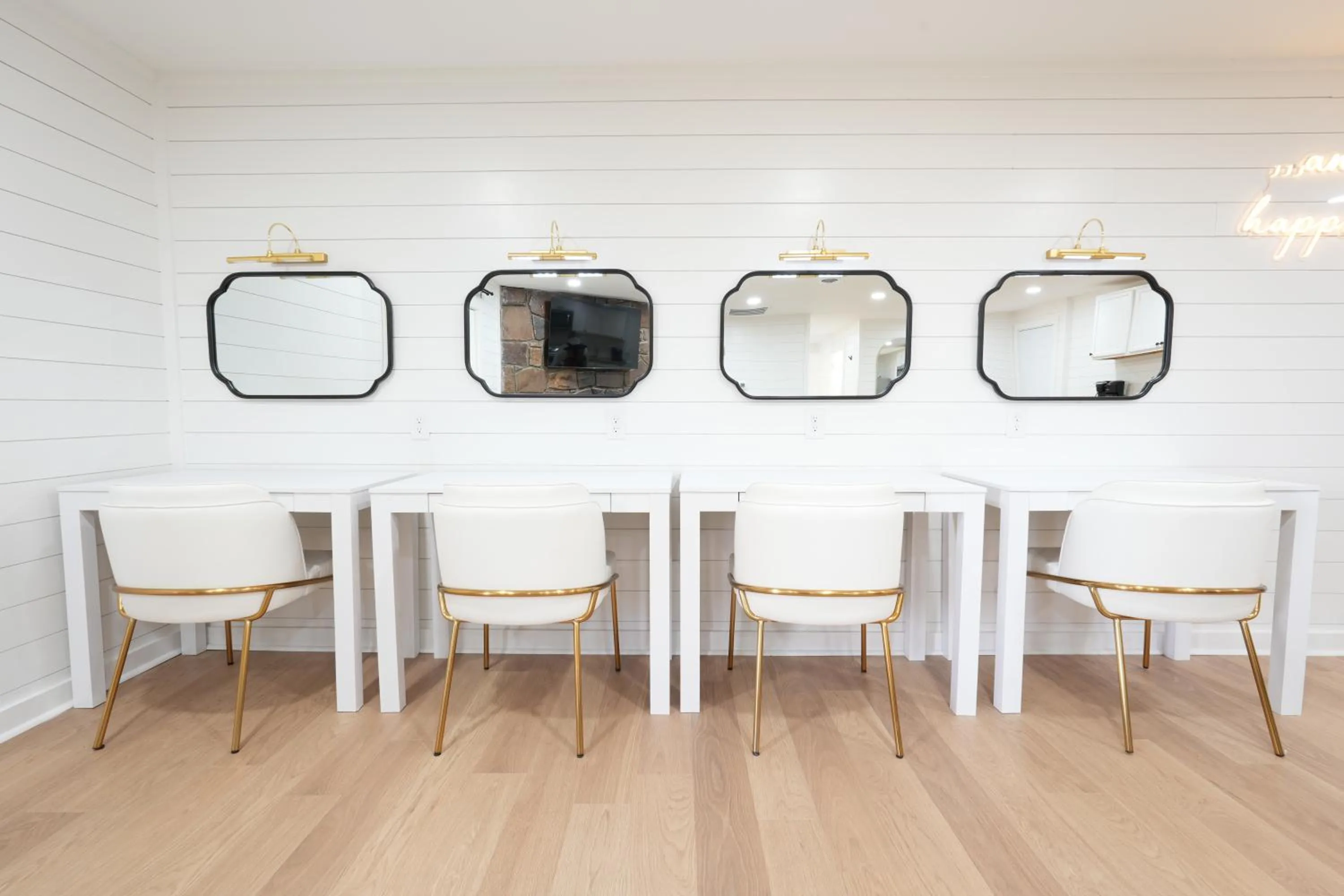 Bedroom in Tremont Lodge & Resort