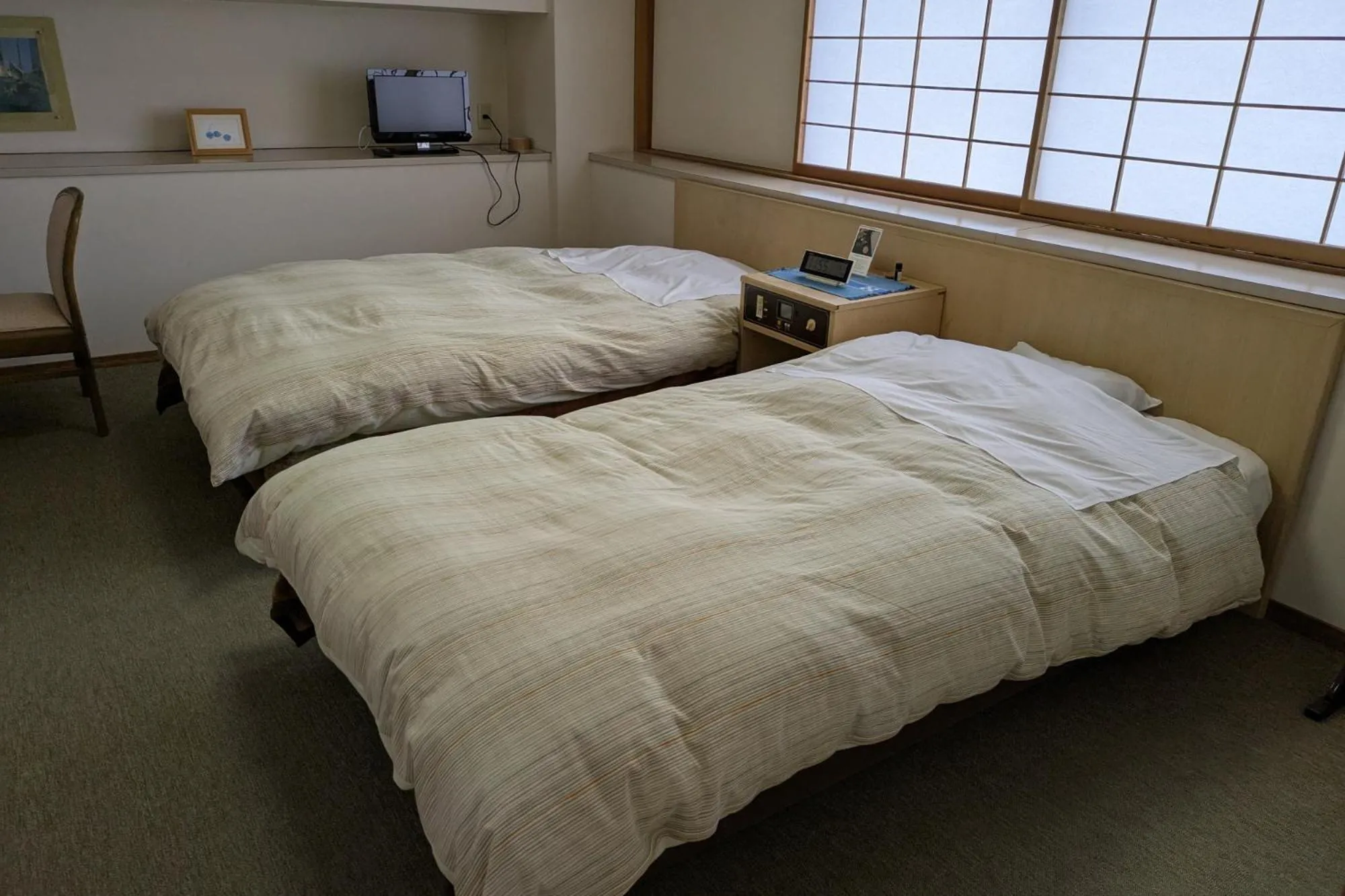 Bedroom, Bed in Ryounkaku Matsunoyama onsen