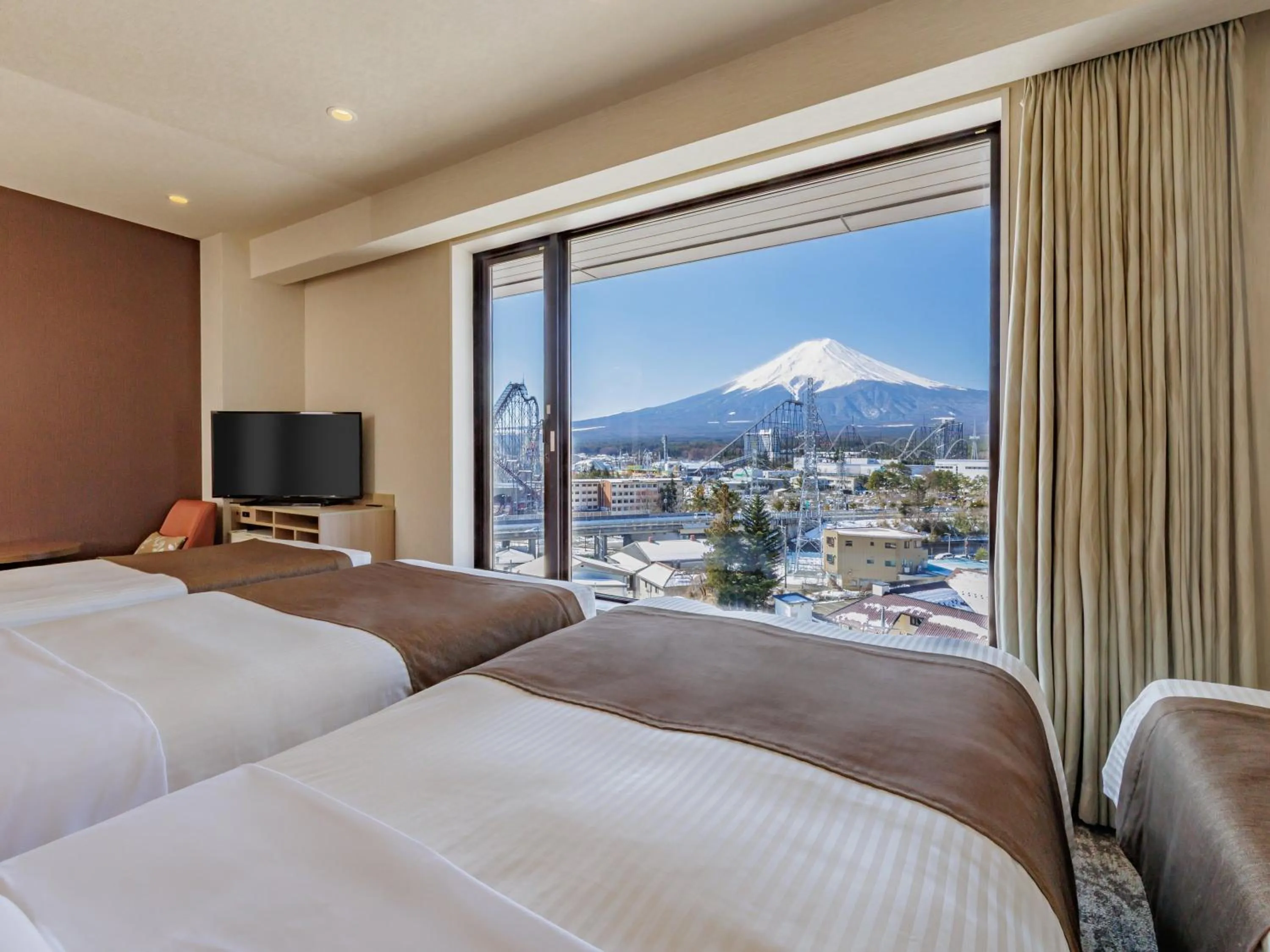 Family Fourth Room with Mt. Fuji View - Upper Floor（5F-6F) in HOTEL MYSTAYS Fuji Onsen Resort