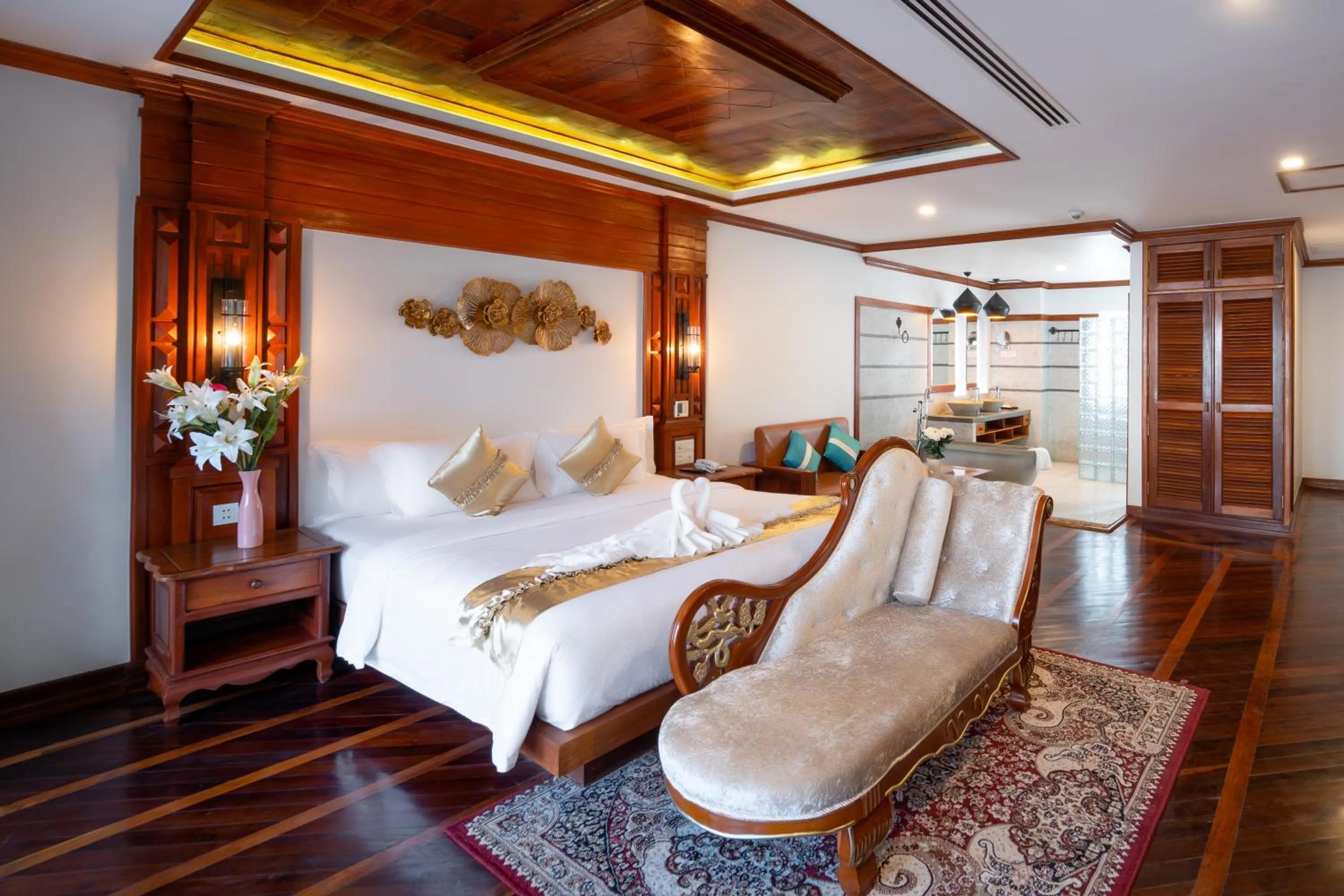 Photo of the whole room, Bed in The Night Hotel