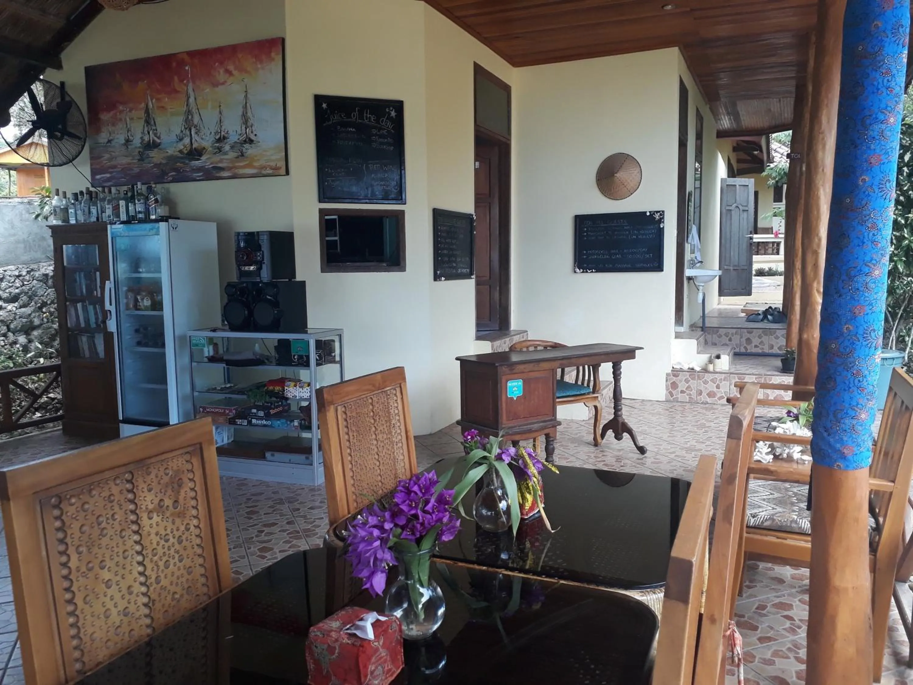 Lobby or reception in Bara Beach Bungalows