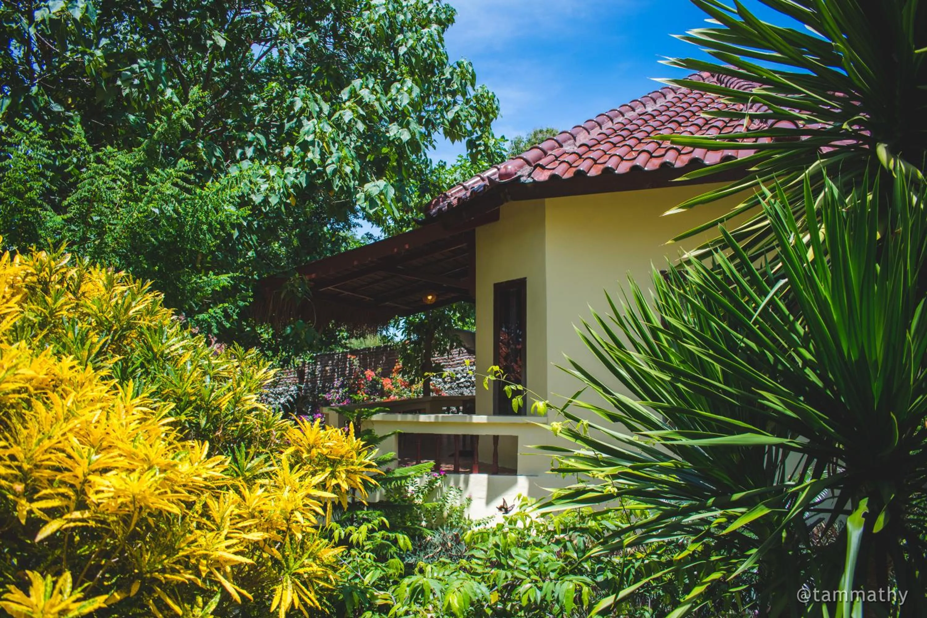 Facade/entrance in Bara Beach Bungalows
