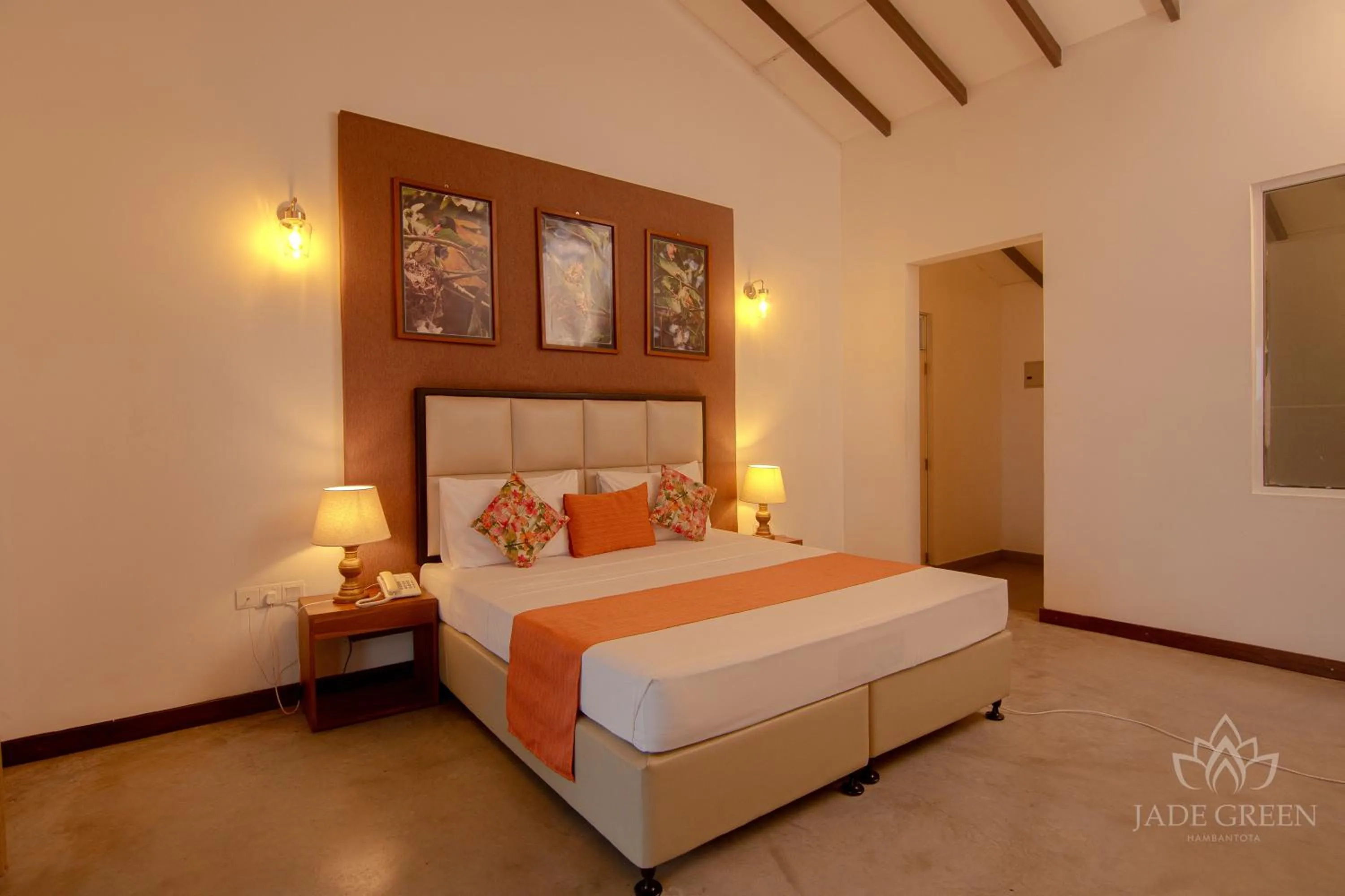 Bed in Jade Green Hotel Hambantota