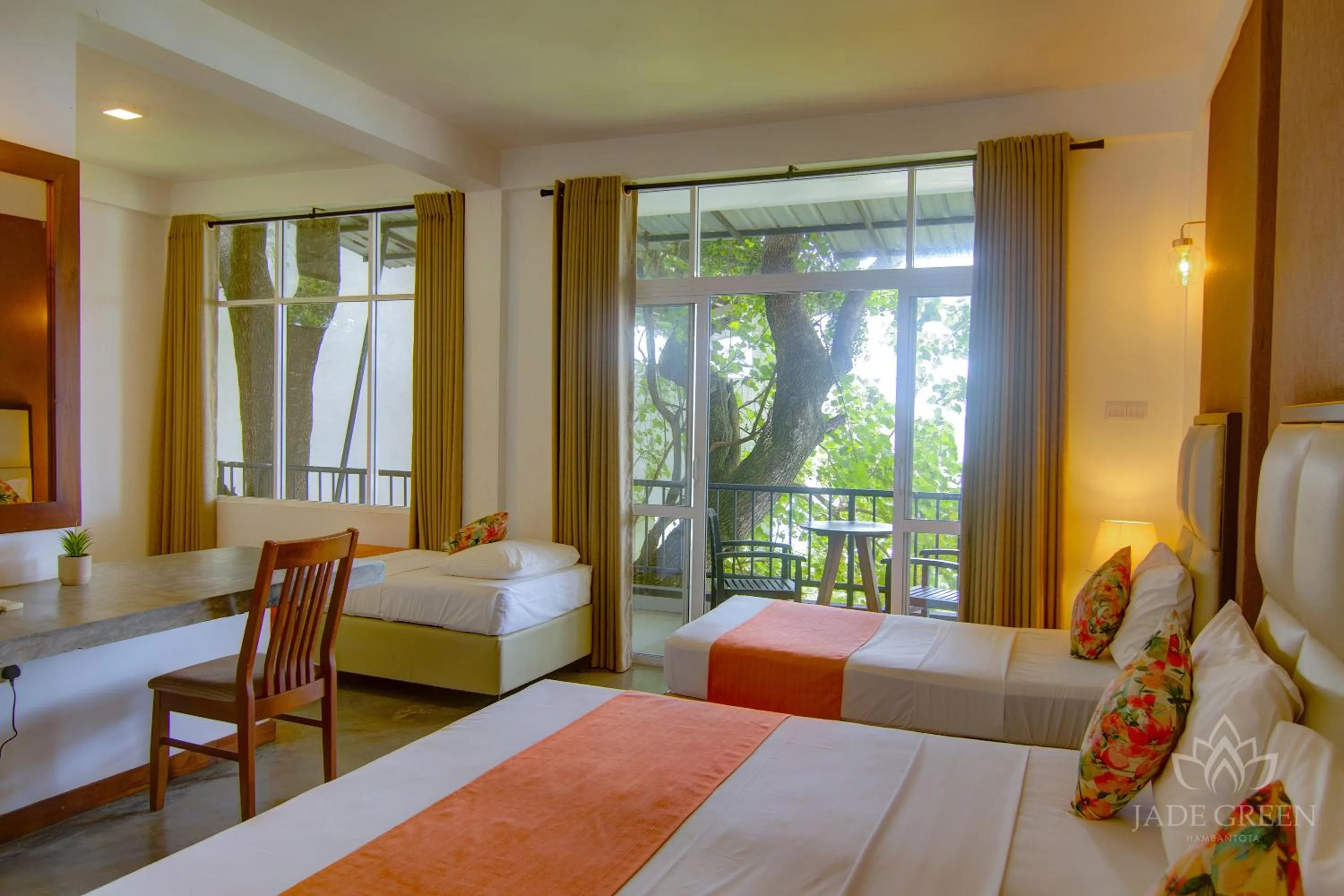 Bed in Jade Green Hotel Hambantota