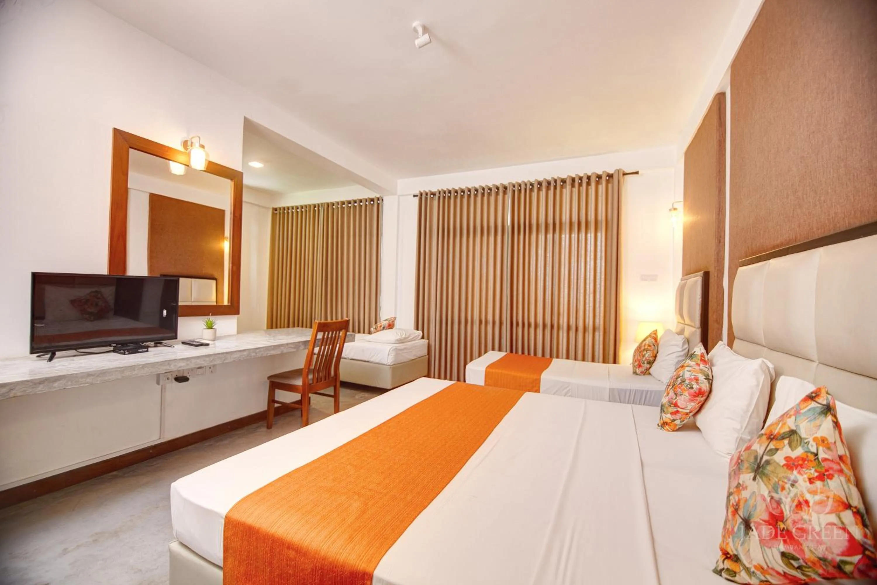 Bed in Jade Green Hotel Hambantota
