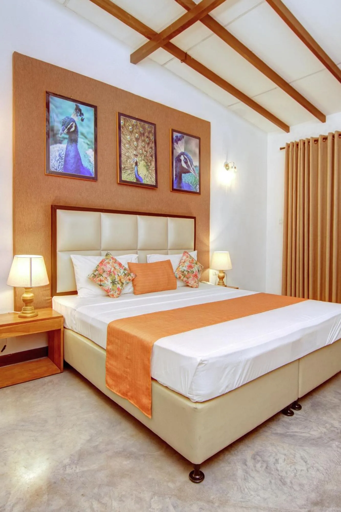 Bed in Jade Green Hotel Hambantota
