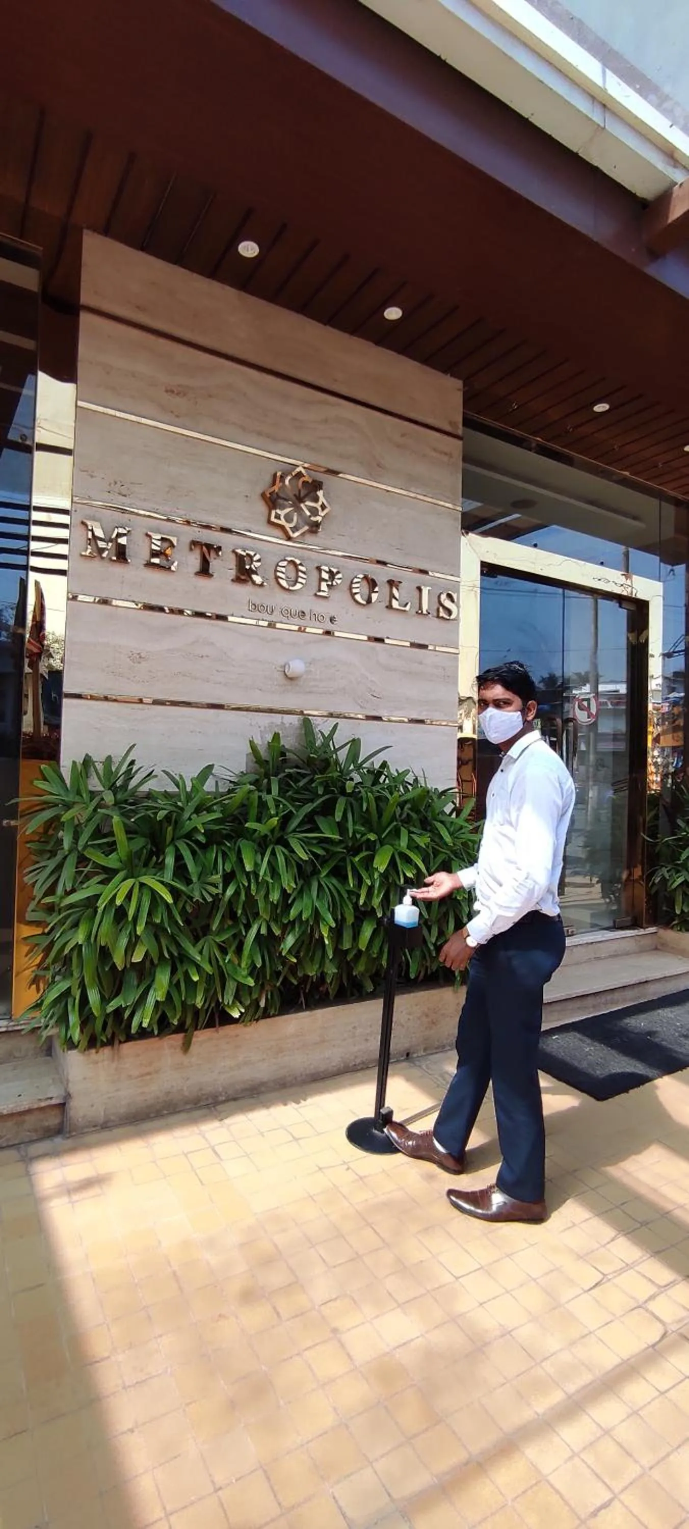 Facade/entrance in Hotel Metropolis