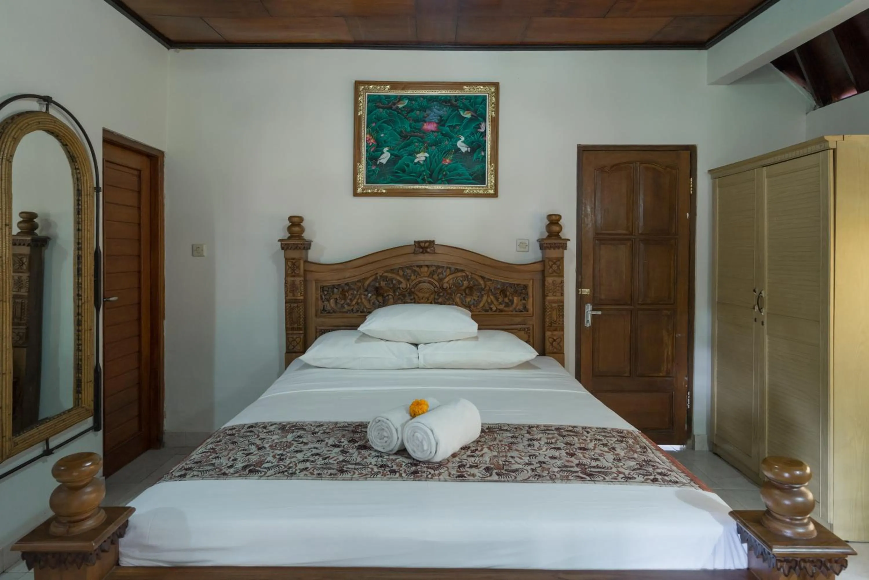 Bedroom, Bed in Nuaja Balinese Guest House