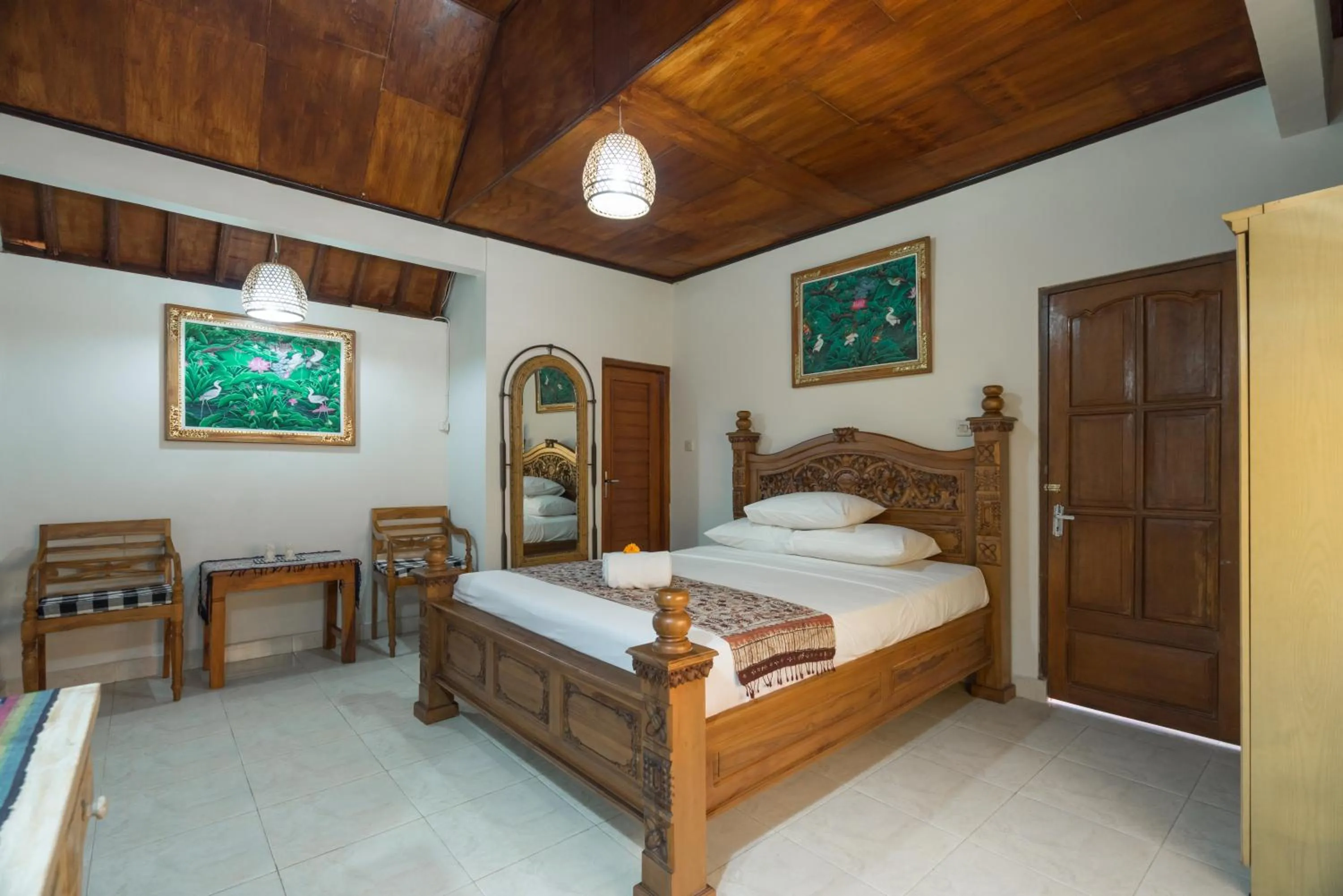 Bedroom, Bed in Nuaja Balinese Guest House