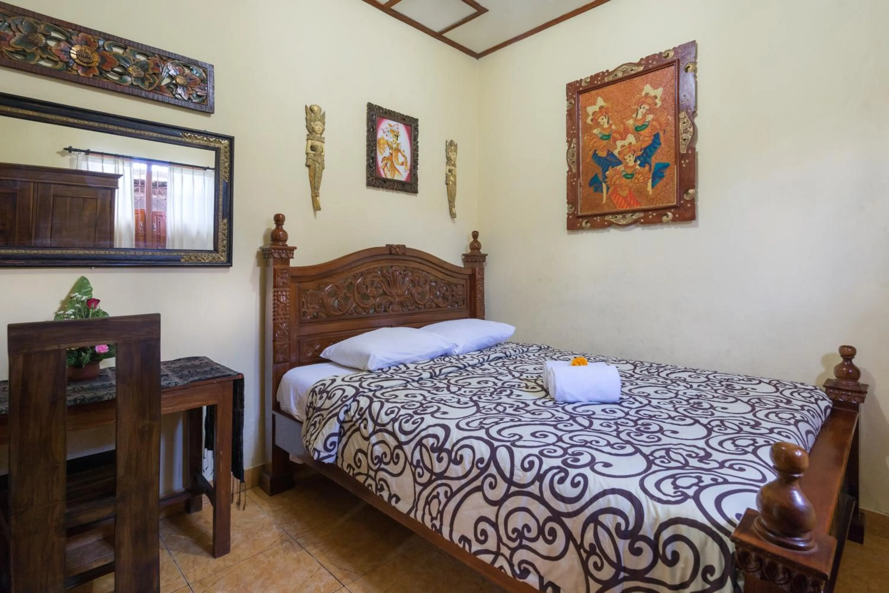 Bedroom, Bed in Nuaja Balinese Guest House