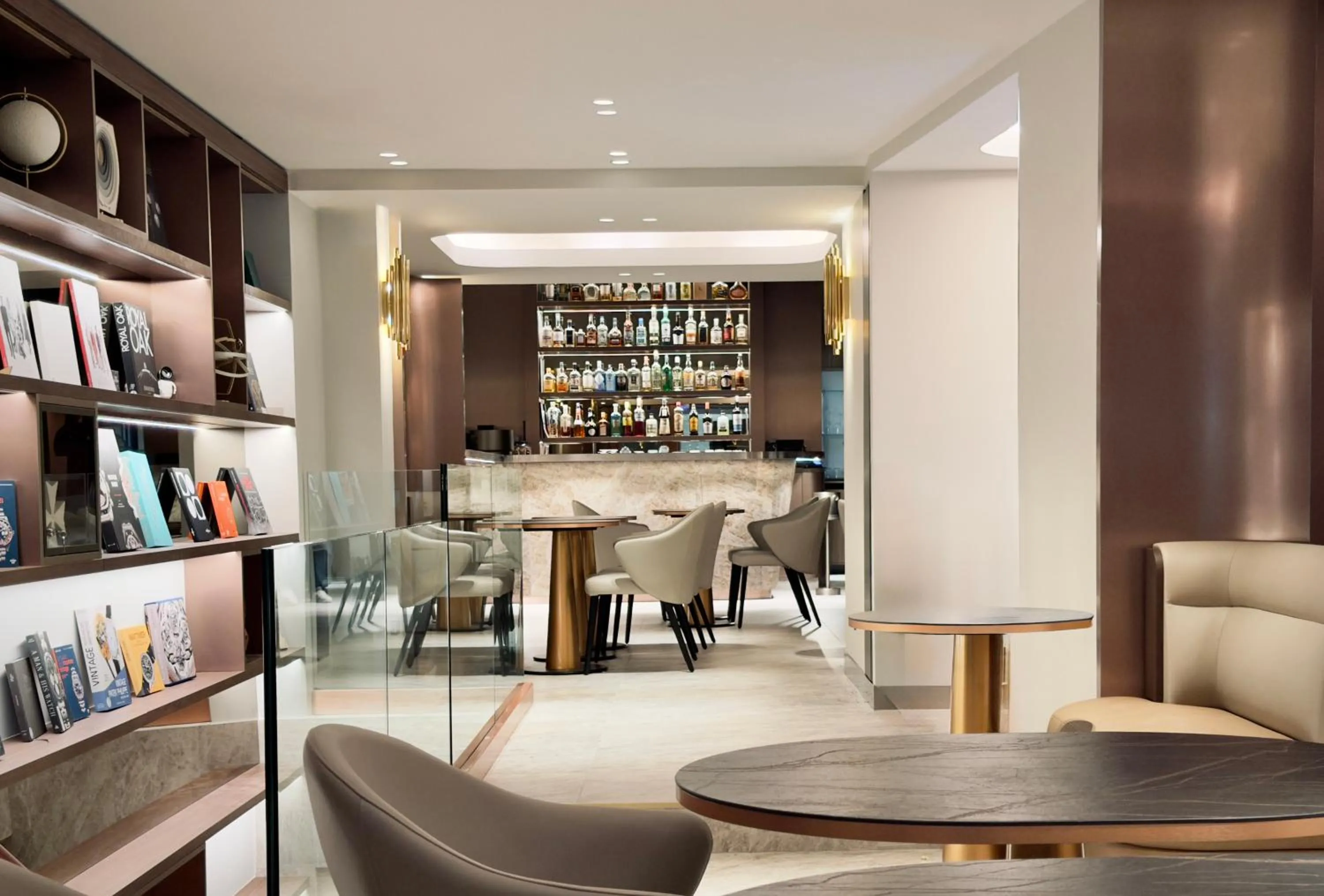 Restaurant/places to eat in Perpetual Elysée Montaigne