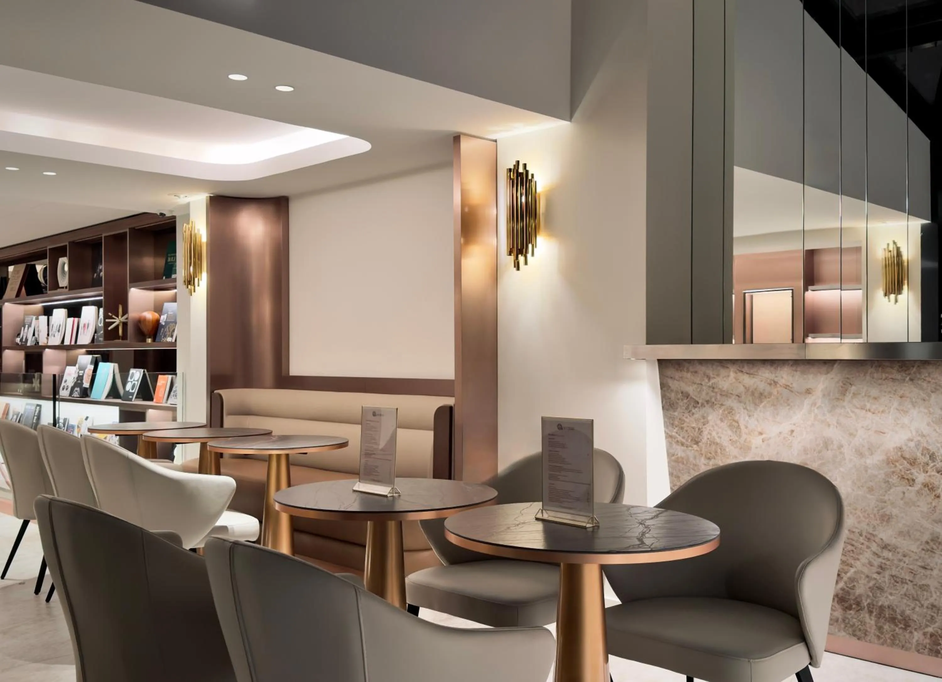 Restaurant/places to eat in Perpetual Elysée Montaigne