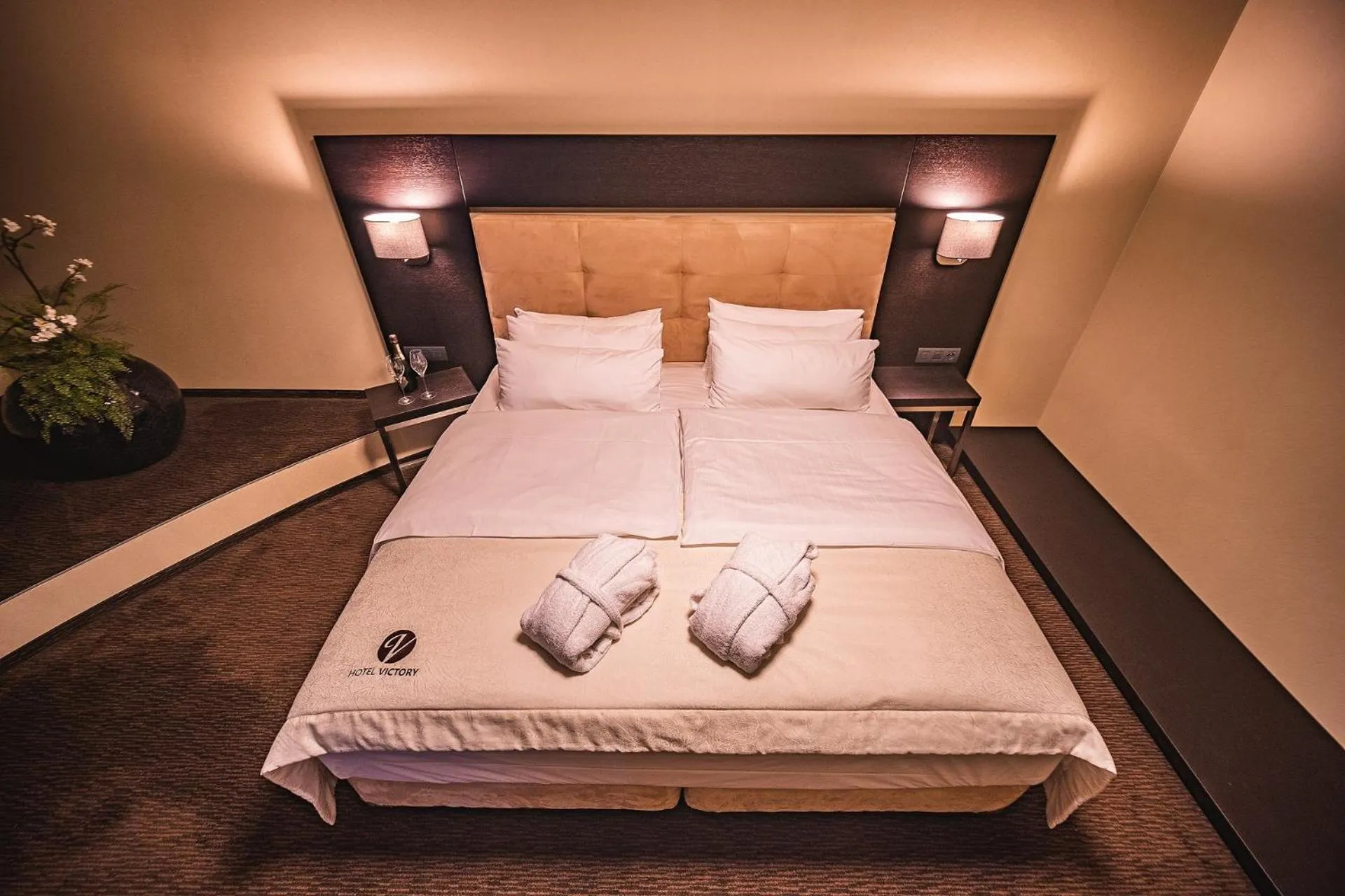 Bedroom, Bed in Hotel Victory