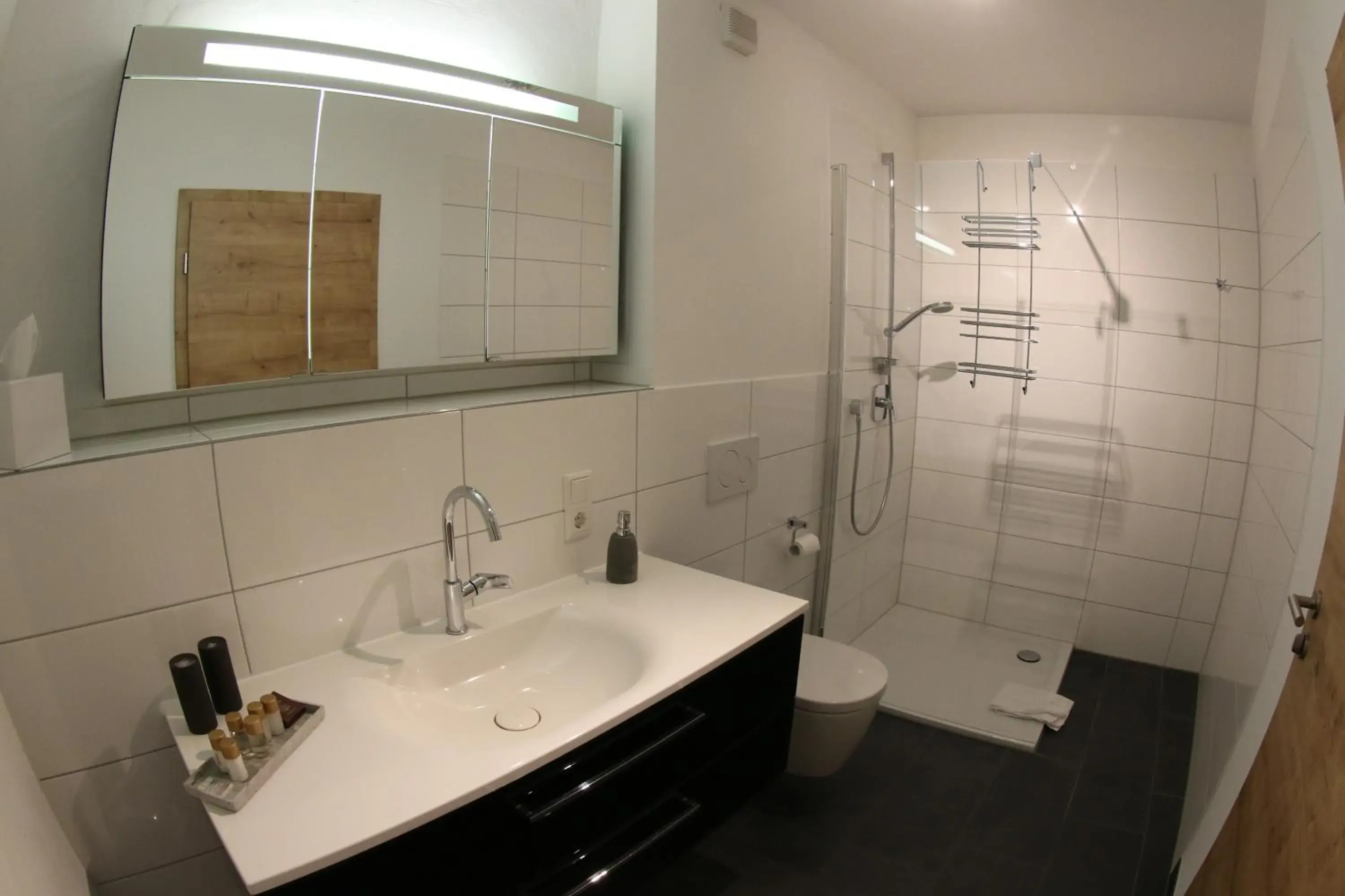 Junior Suite in Alter Winzerhof Weisenheim am Berg e.K. Junior Suite in Alter Winzerhof Weisenheim am Berg e.K.