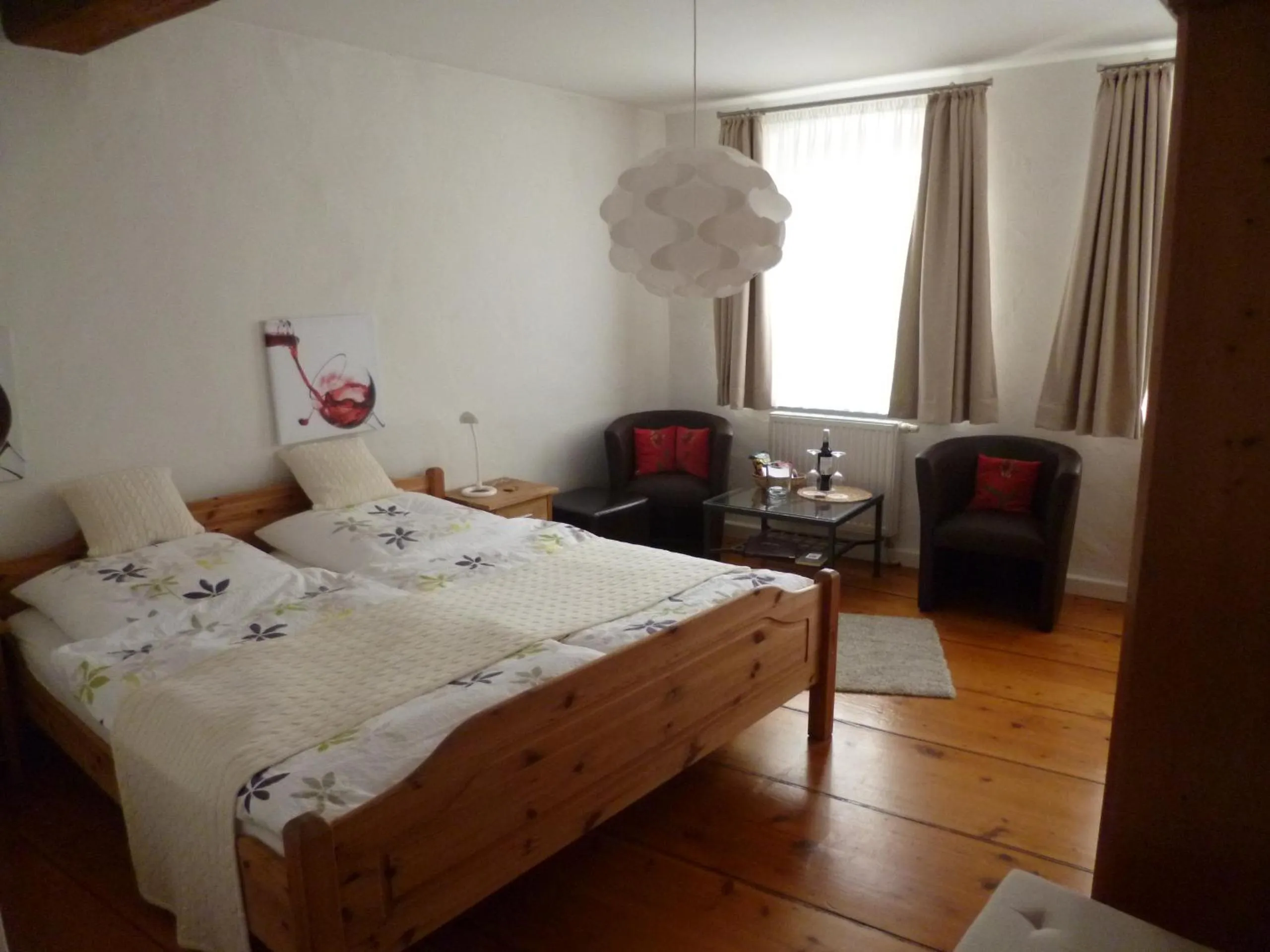 Bed in Alter Winzerhof Weisenheim am Berg e.K.