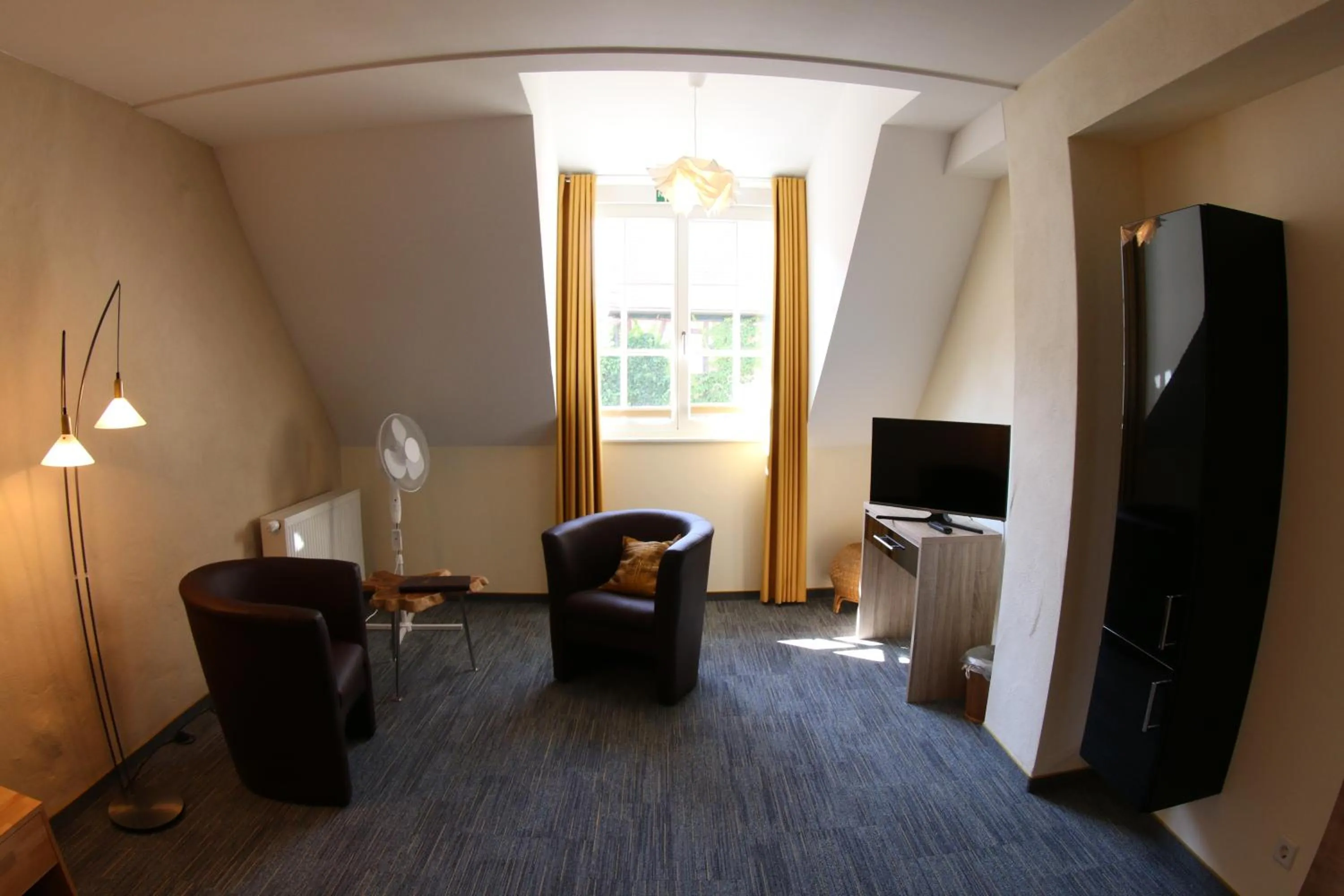 Photo of the whole room in Alter Winzerhof Weisenheim am Berg e.K.
