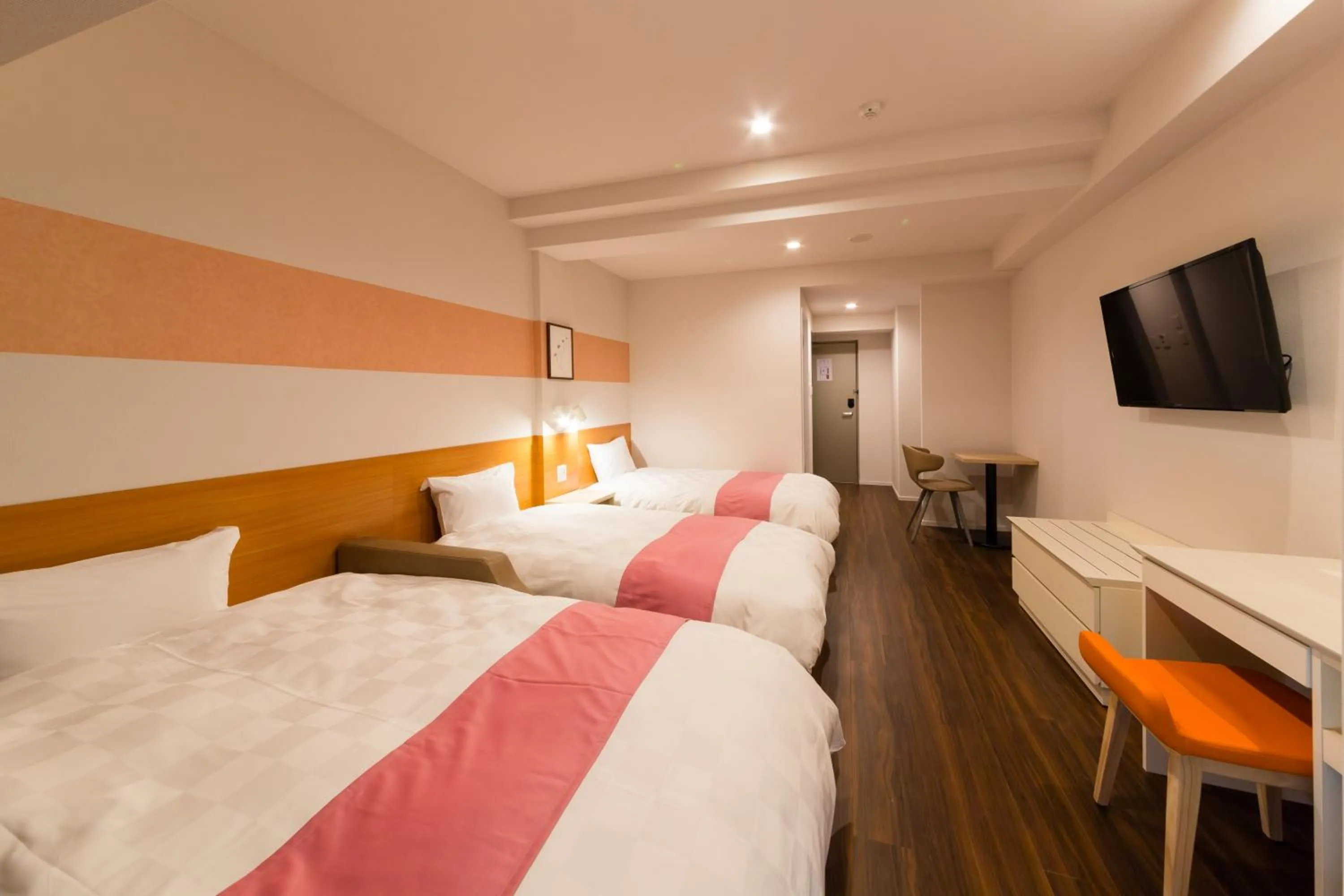 Photo of the whole room, Bed in SARASA HOTEL Namba