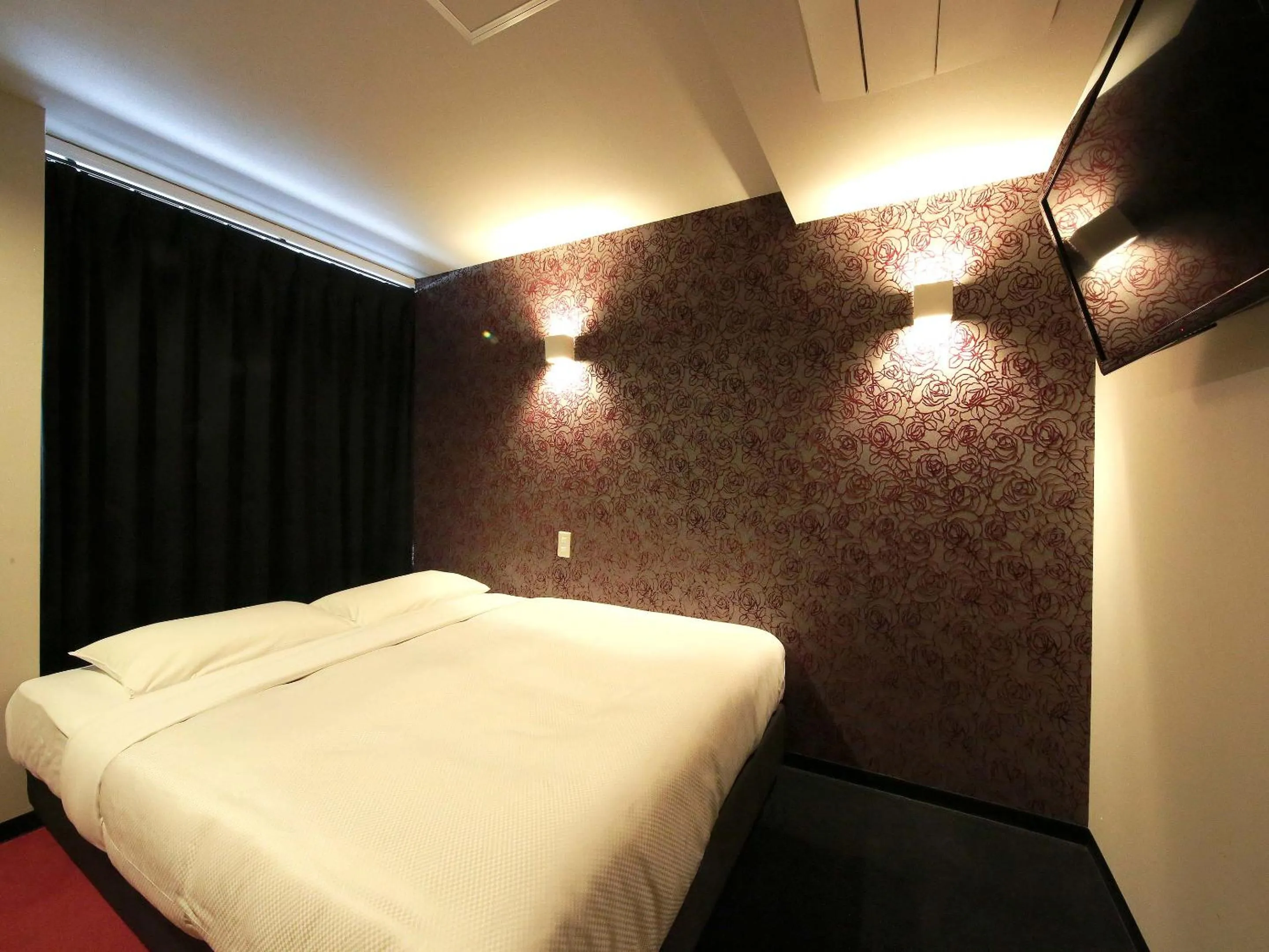 Bed in Art Inn Namba