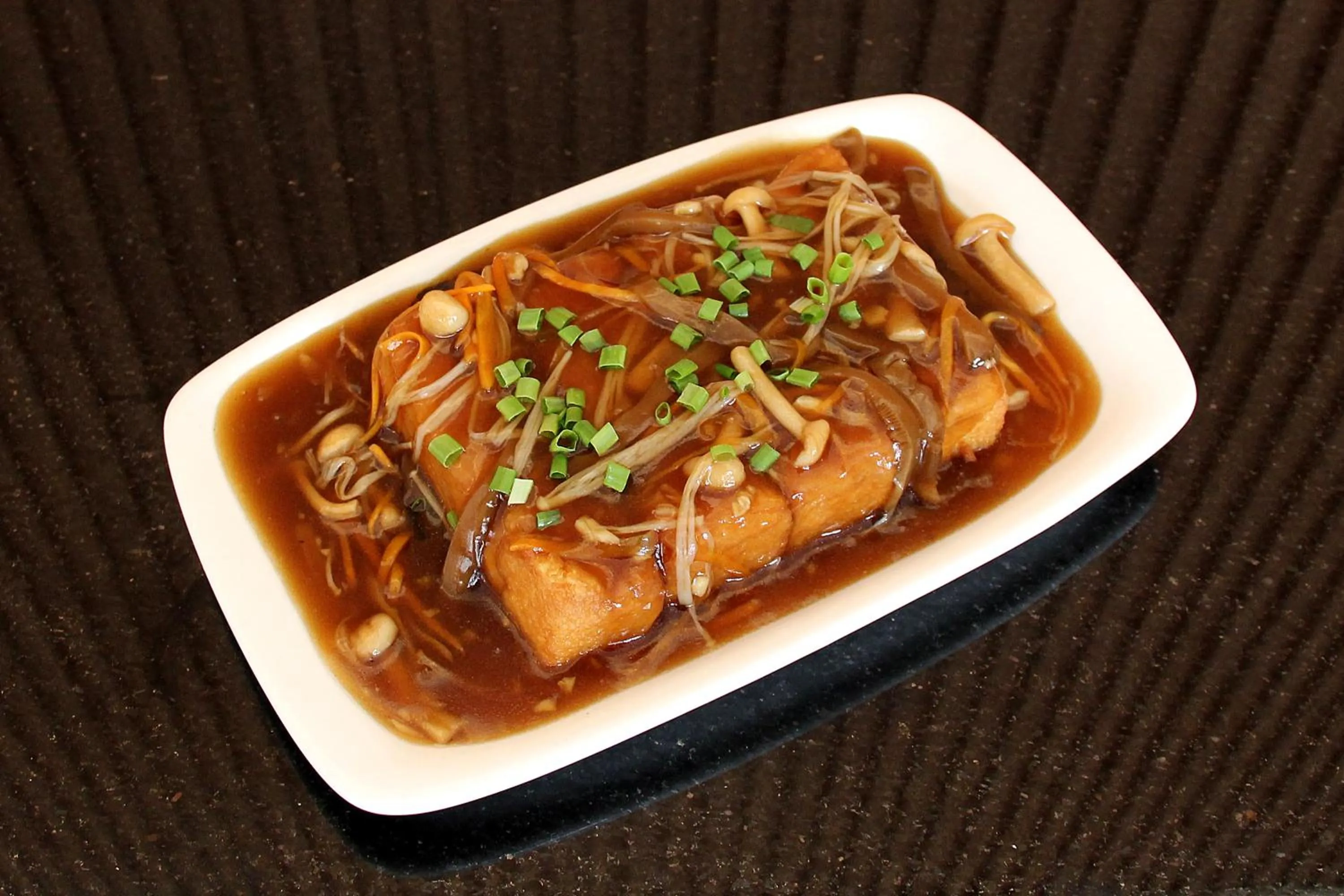 Restaurant/places to eat in Classie Hotel