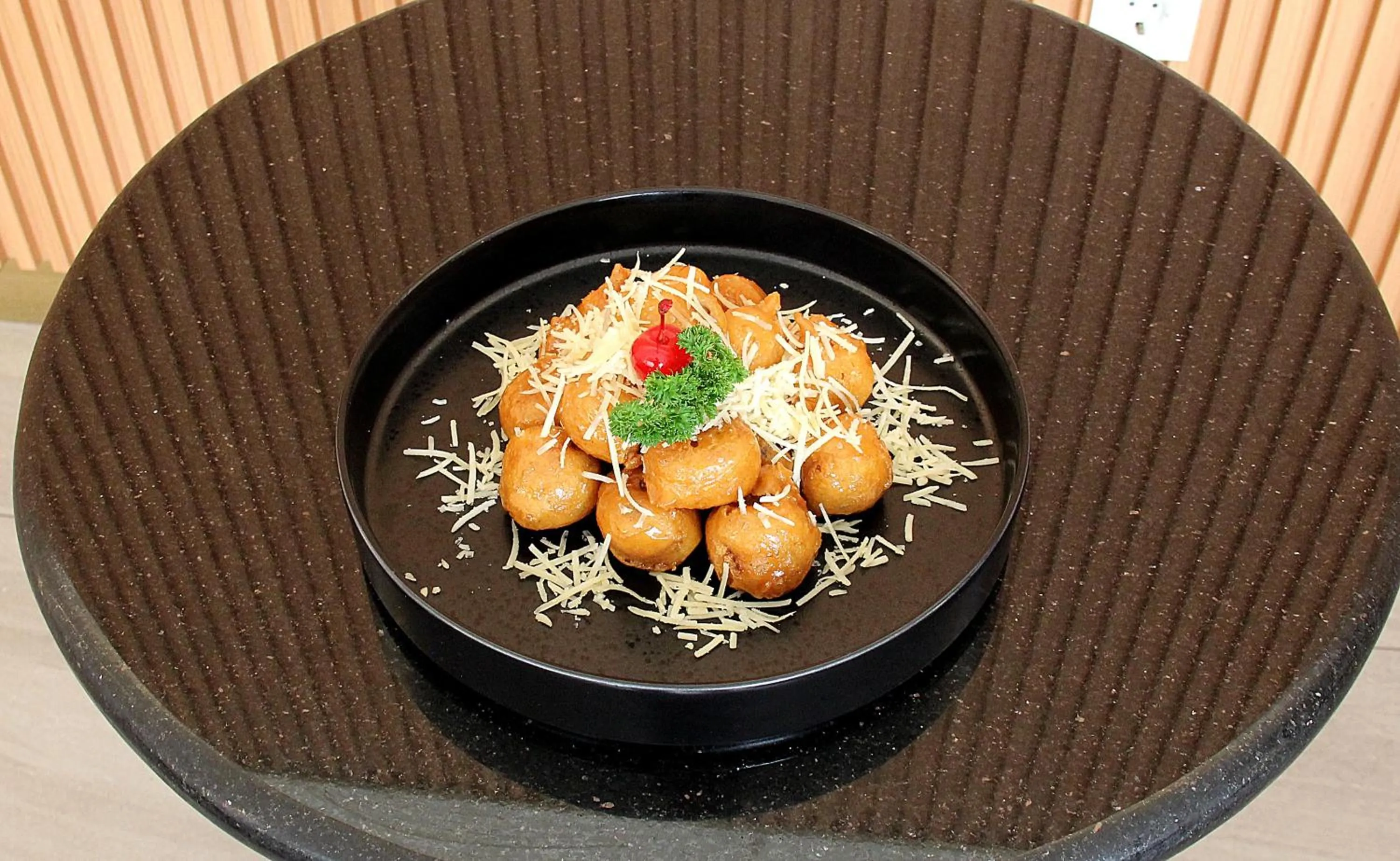 Restaurant/places to eat in Classie Hotel