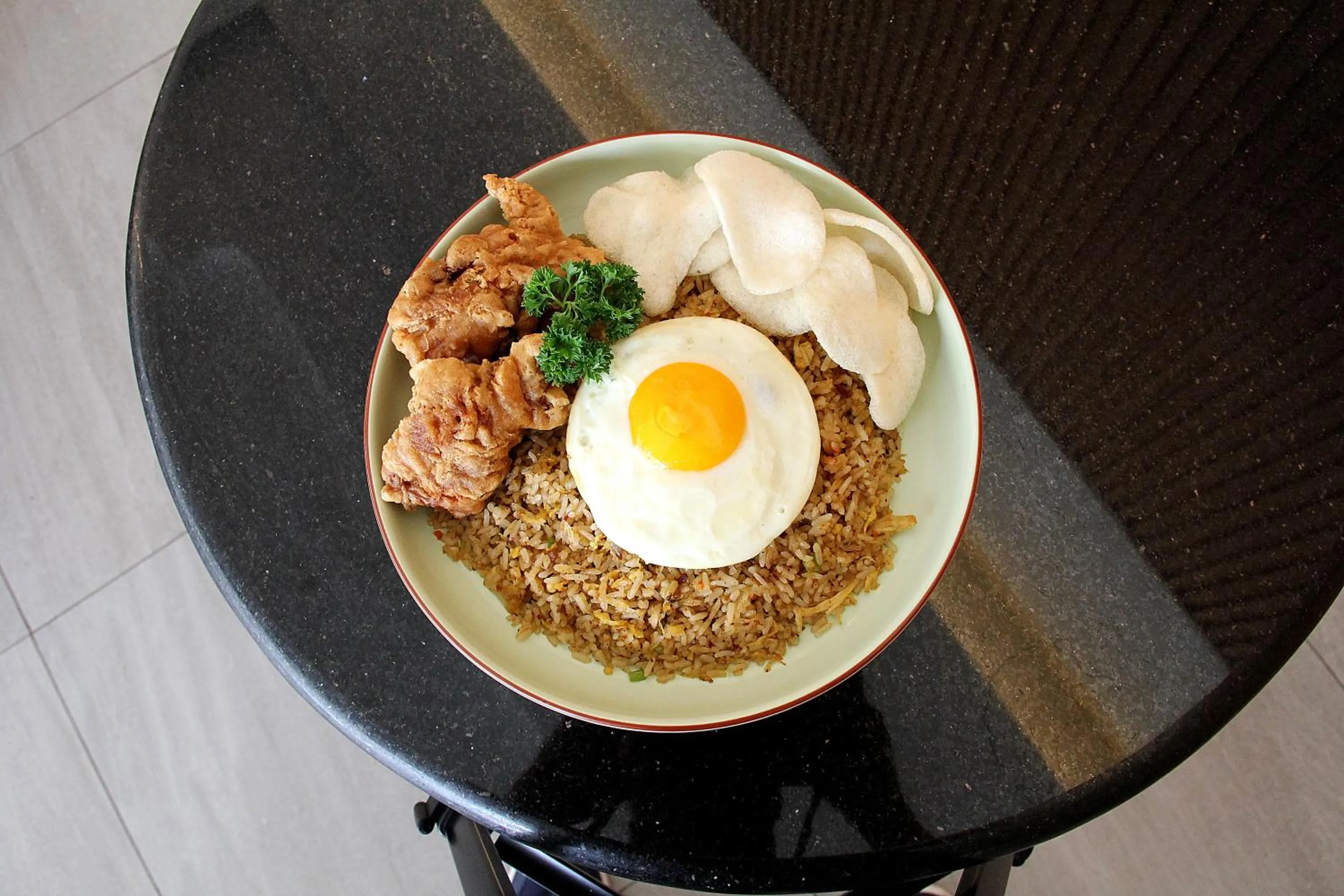 Restaurant/places to eat in Classie Hotel