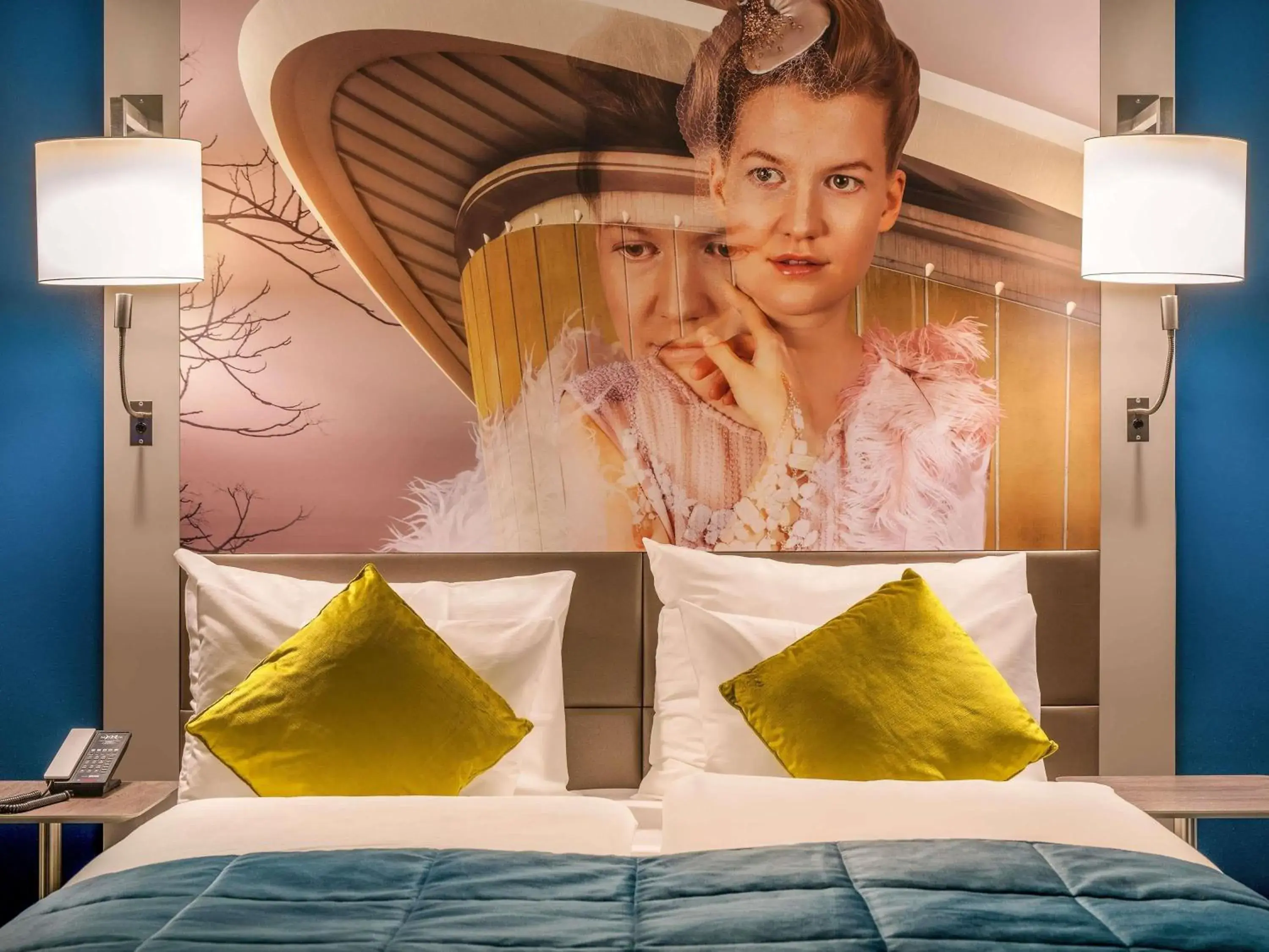 Standard Queen Room in MERCURE Hotel Berlin Wittenbergplatz Standard Queen Room in MERCURE Hotel Berlin Wittenbergplatz