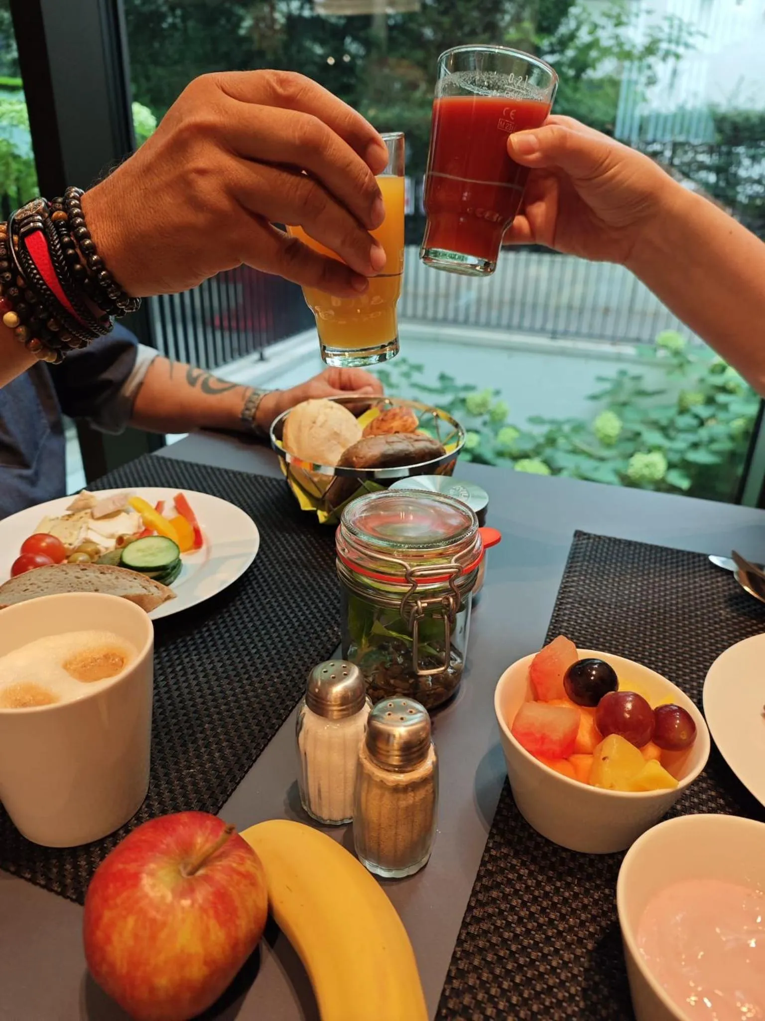 Breakfast in MERCURE Hotel Berlin Wittenbergplatz