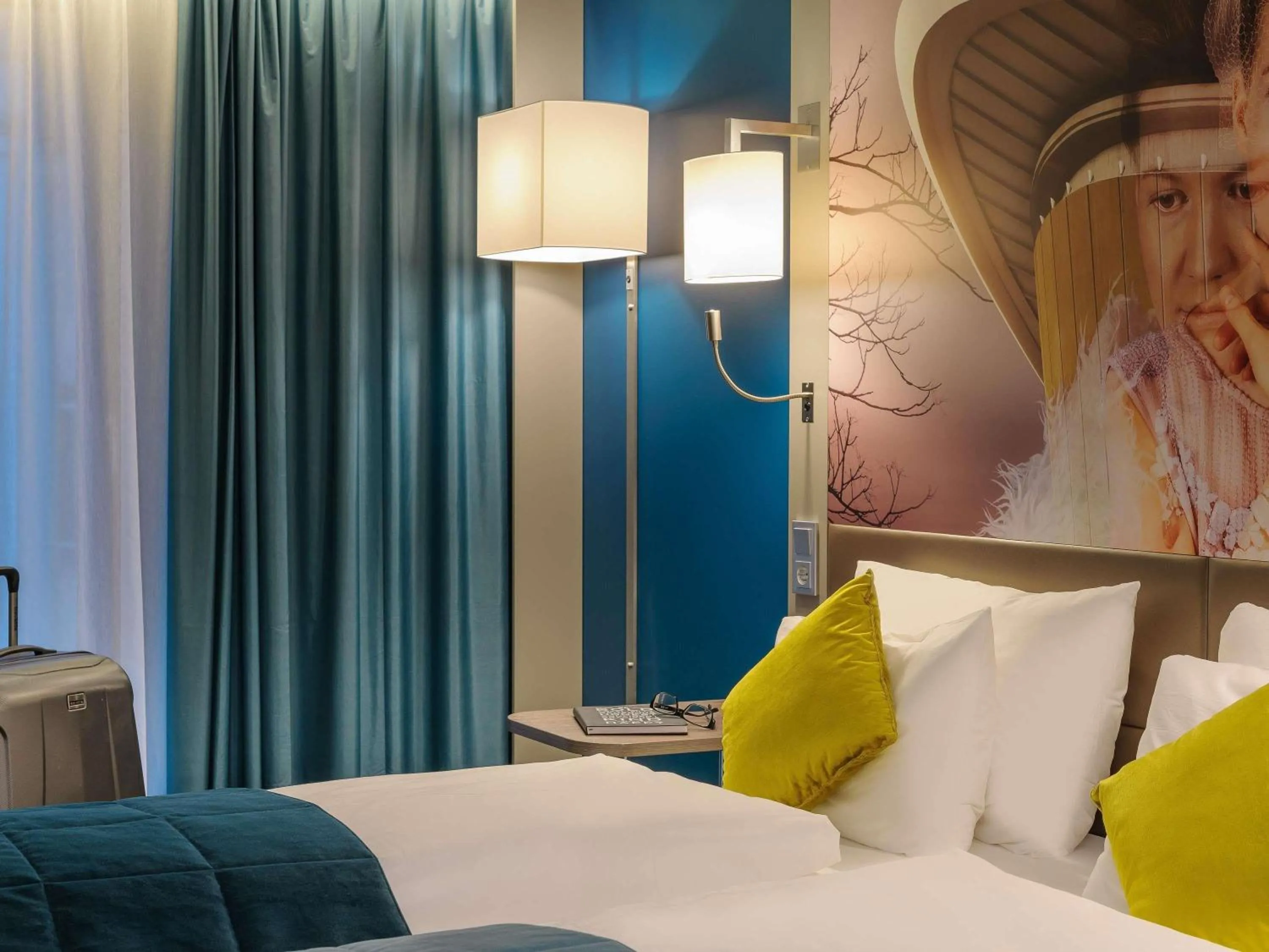 Bedroom, Bed in MERCURE Hotel Berlin Wittenbergplatz