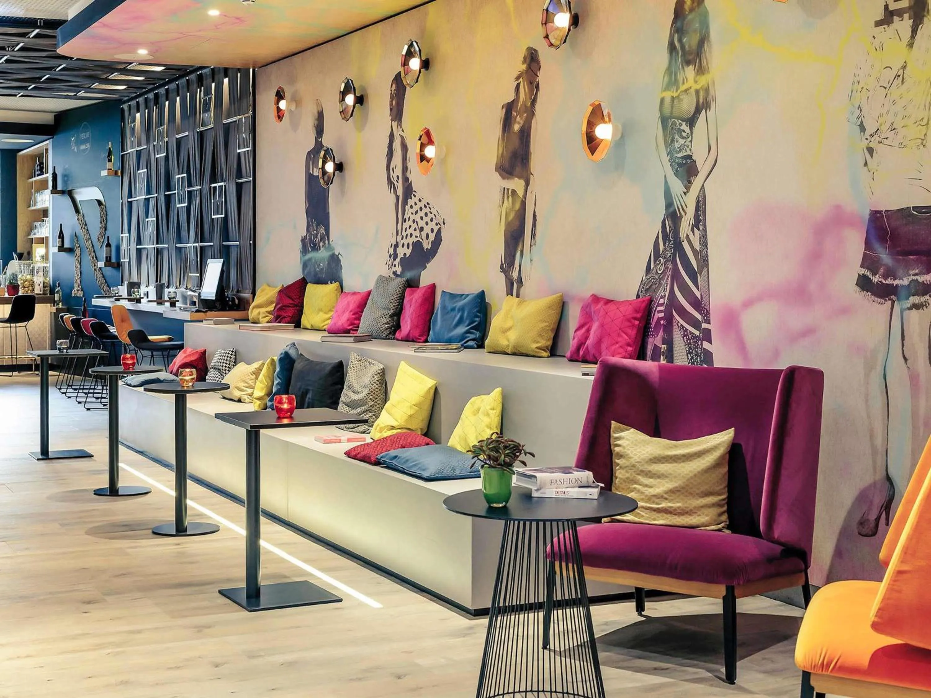 Property building in MERCURE Hotel Berlin Wittenbergplatz