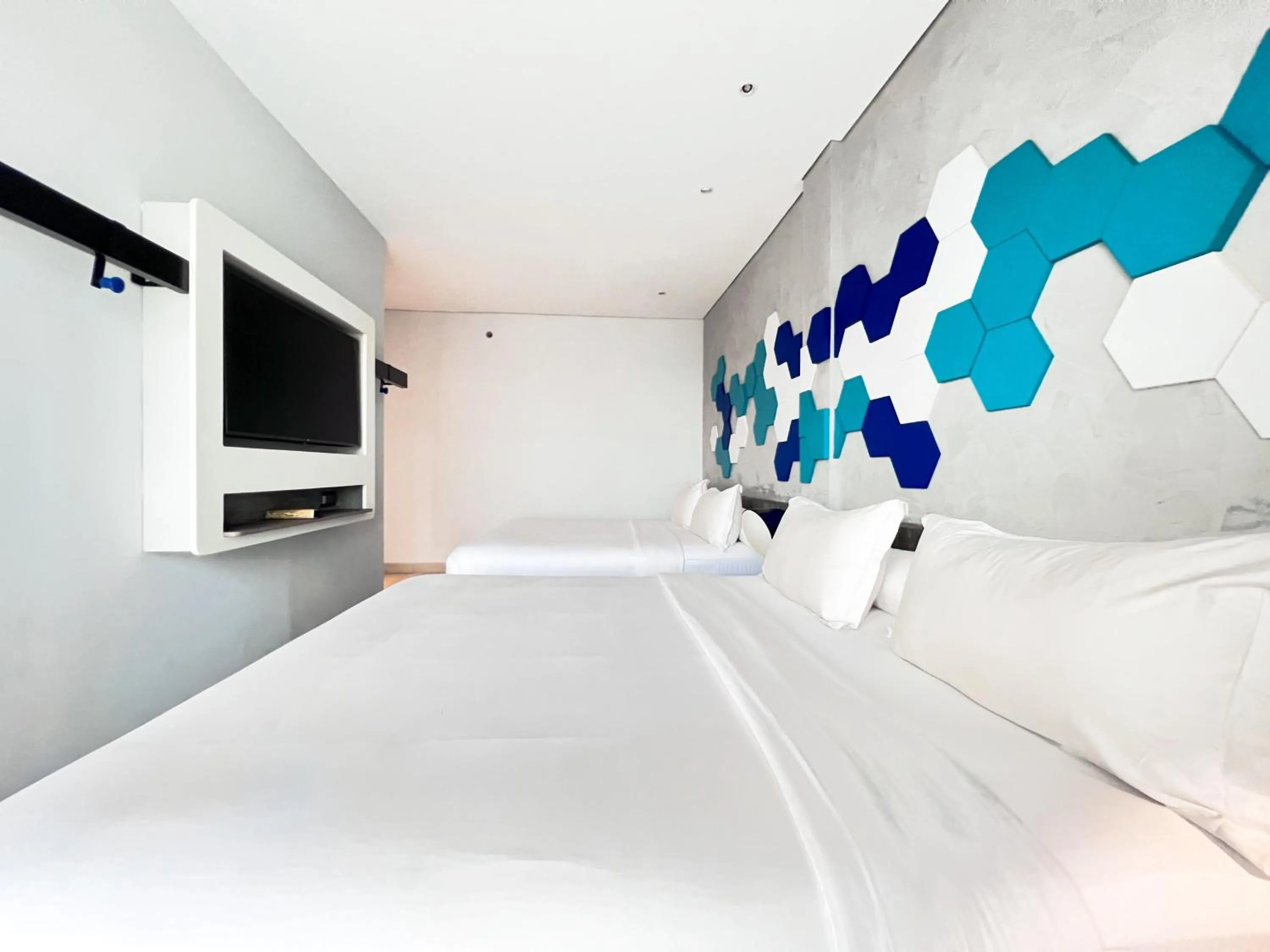 TV and multimedia, Bed in ibis Styles Batam Nagoya
