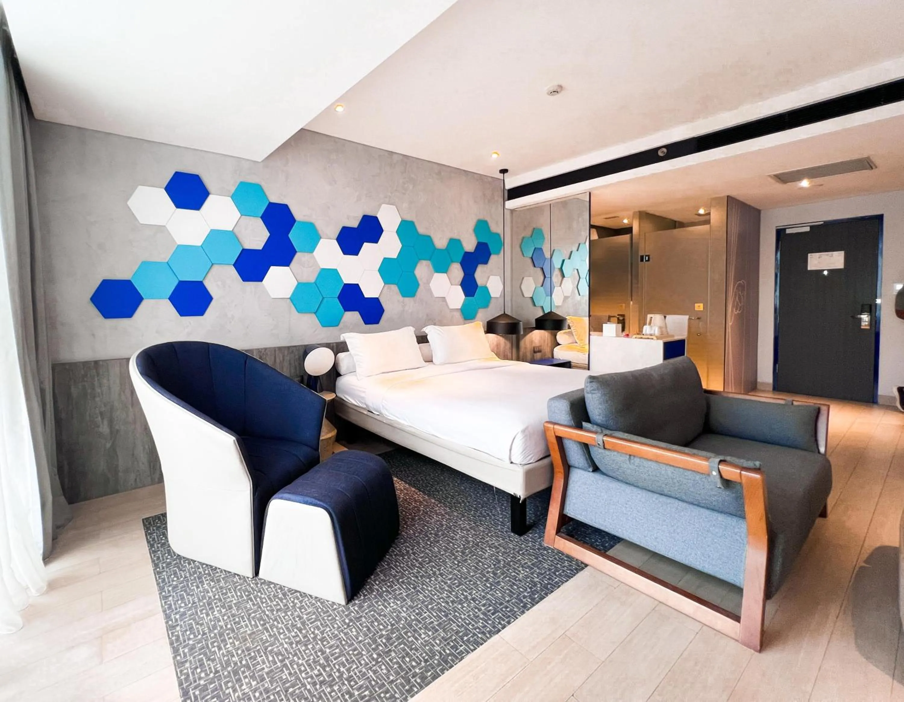 Bedroom, Bed in ibis Styles Batam Nagoya