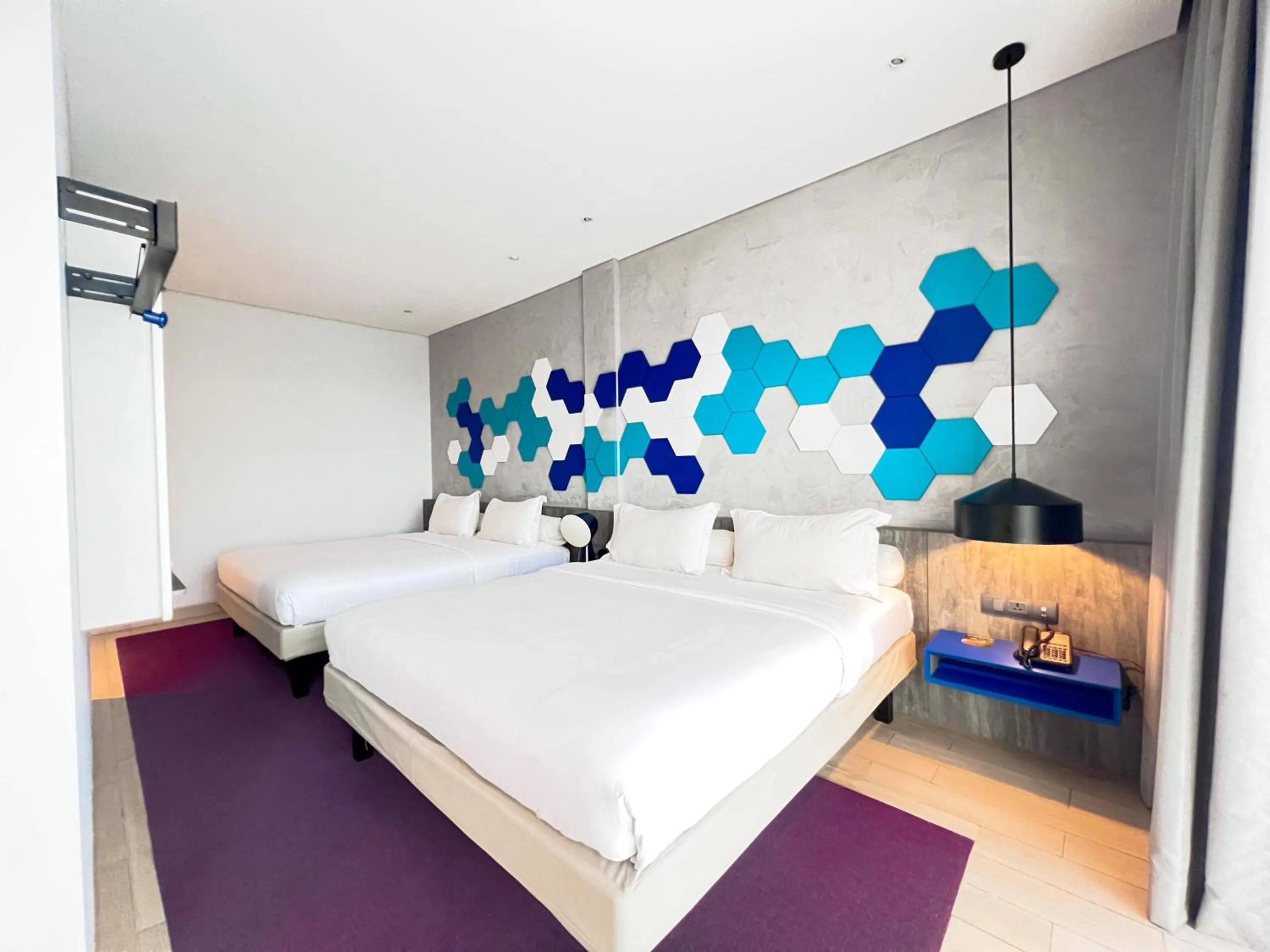 TV and multimedia, Bed in ibis Styles Batam Nagoya