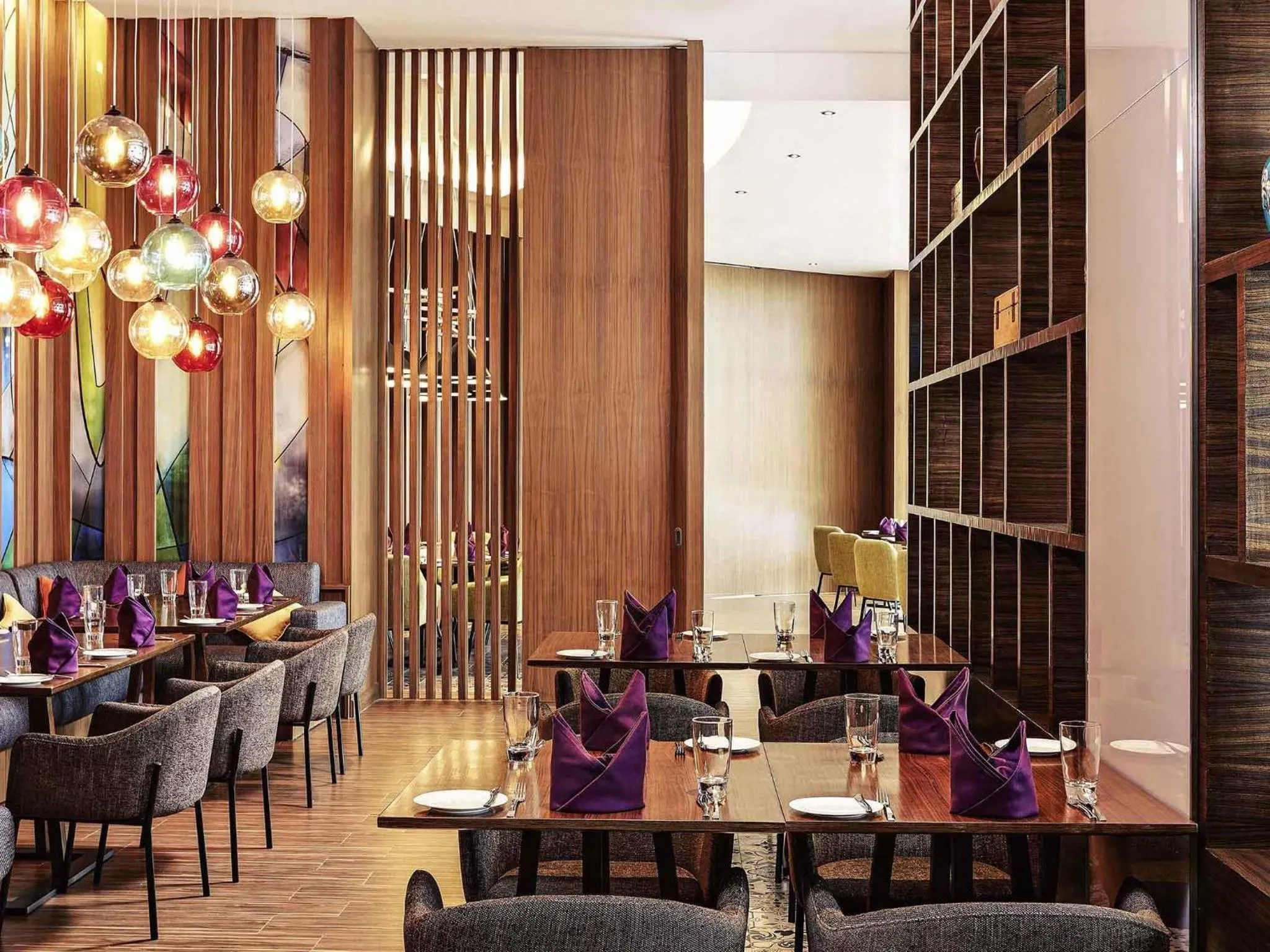 Restaurant/places to eat in Mercure Kuala Lumpur Shaw Parade