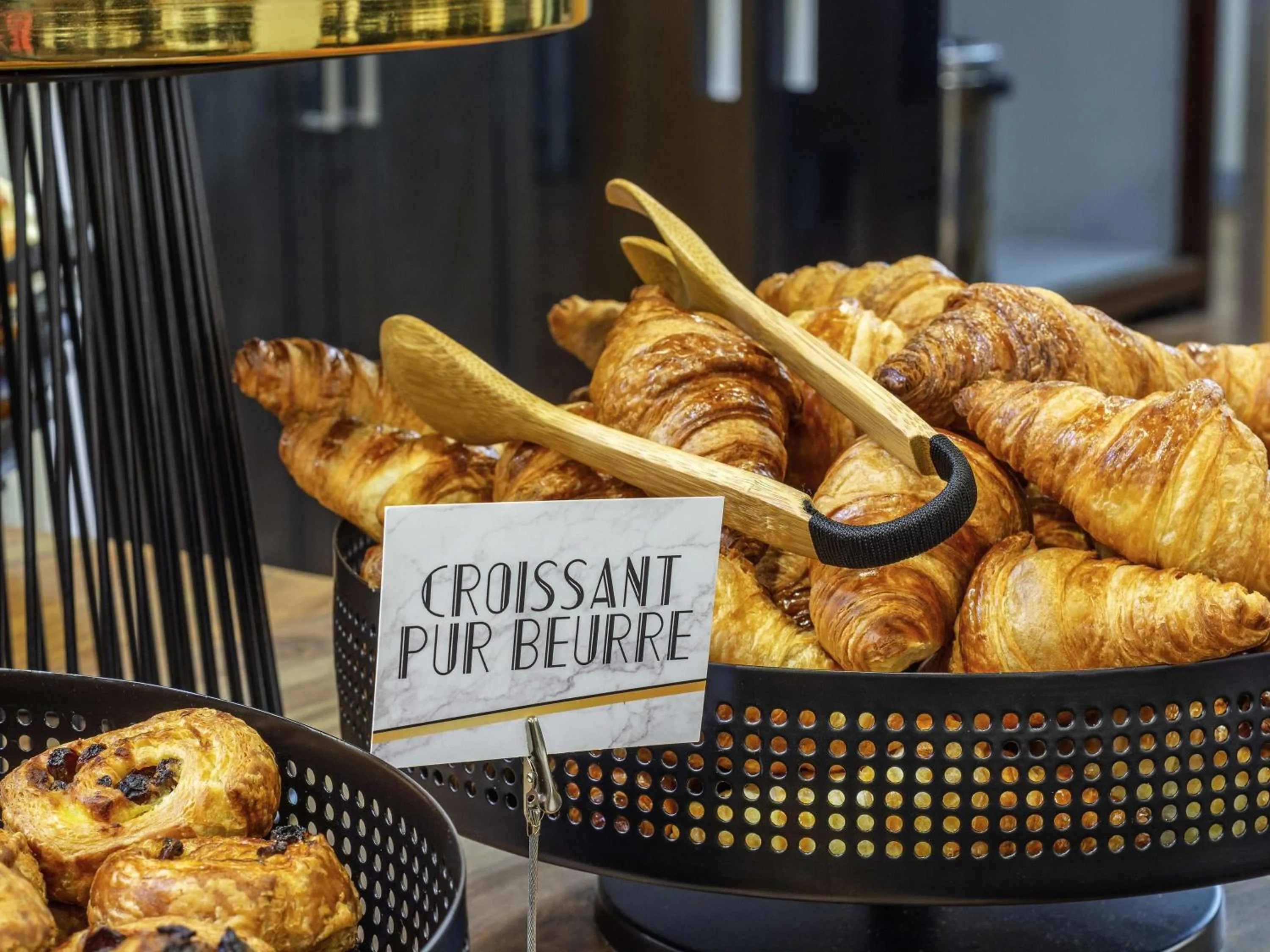 Breakfast in Mercure Kuala Lumpur Shaw Parade