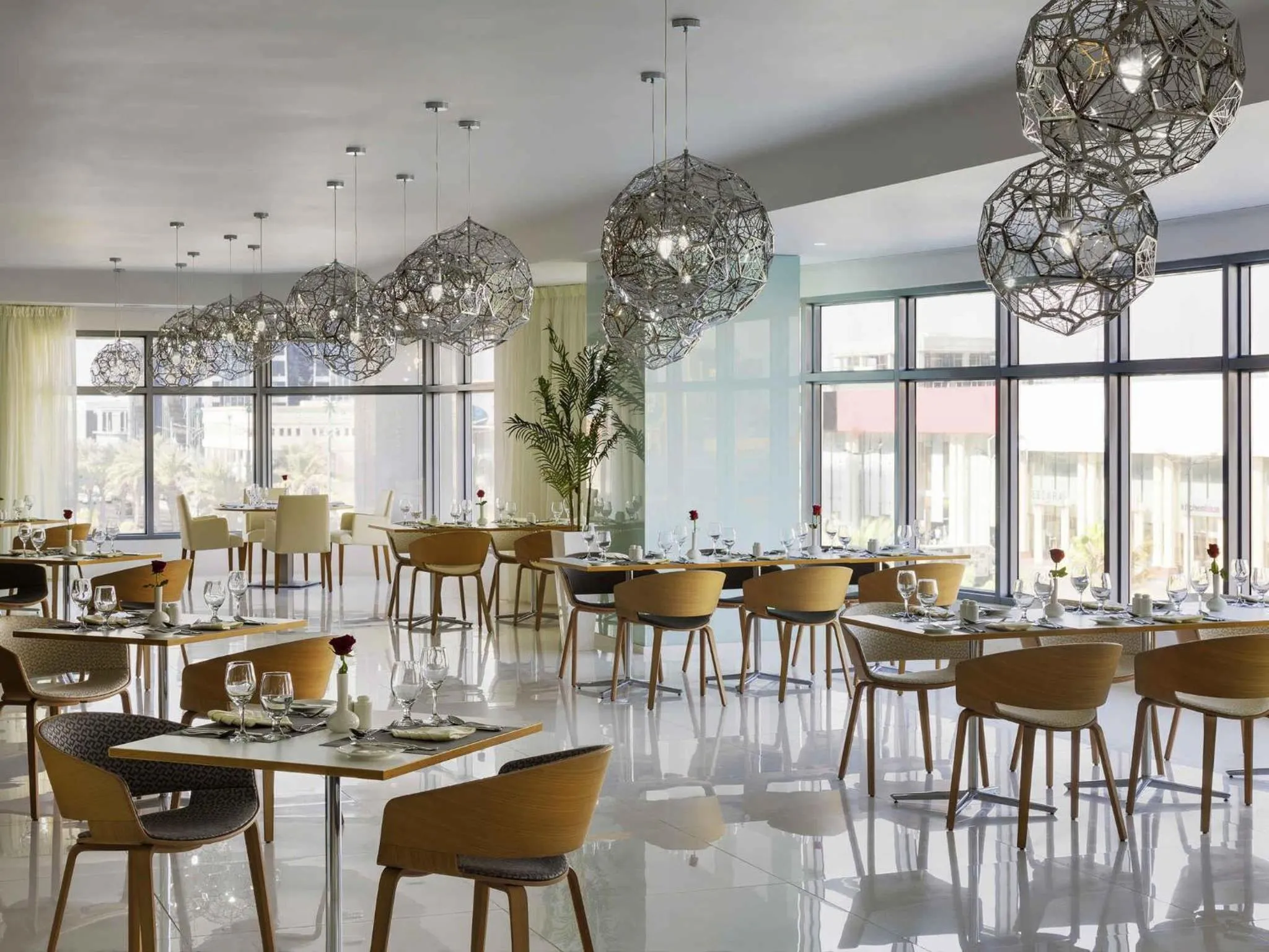 Restaurant/places to eat in Novotel Jeddah Tahlia