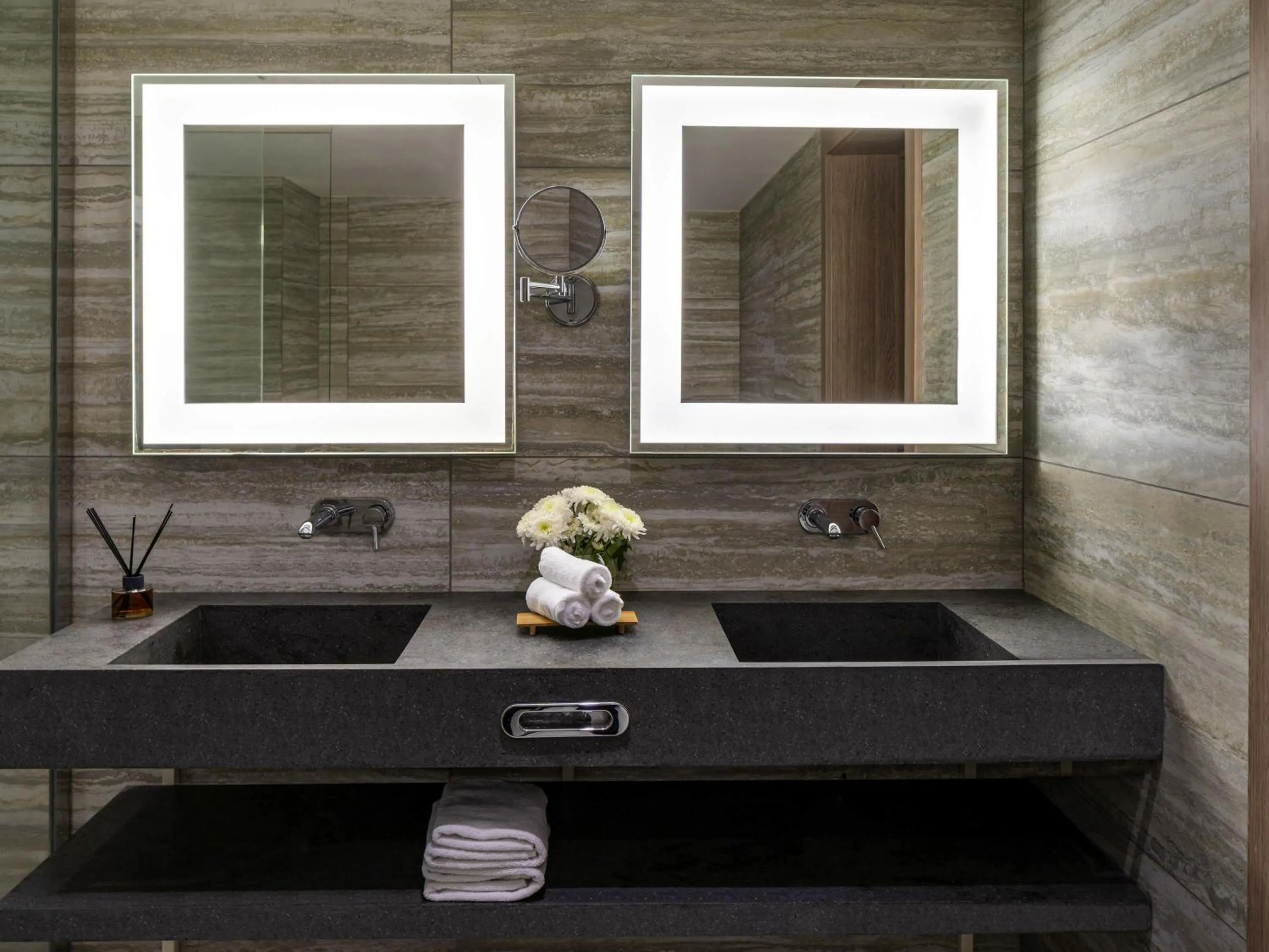 Bedroom in Novotel Jeddah Tahlia