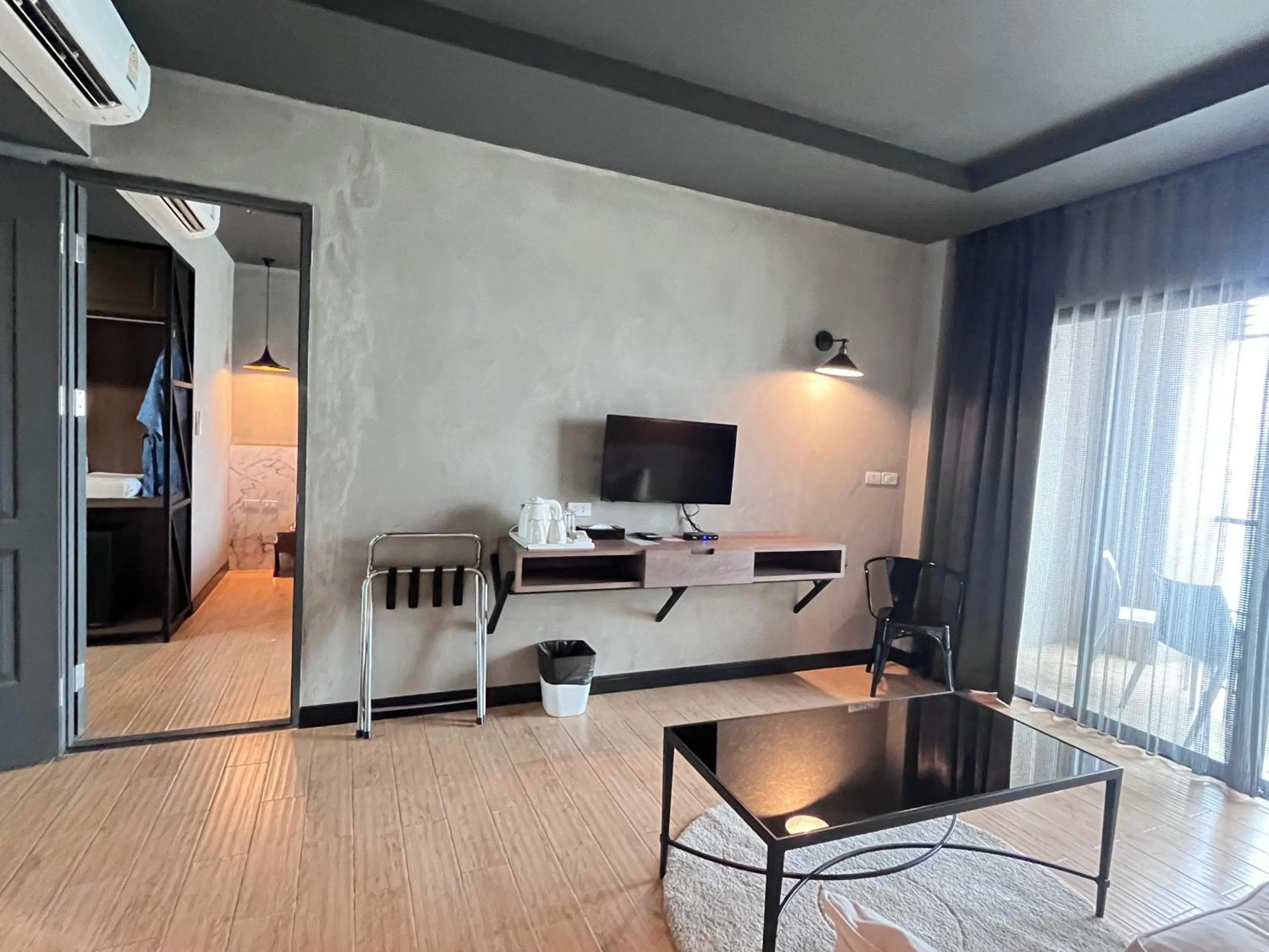 Living room, Bed in Chiangkhong Teak Garden Riverfront Onsen Hotel- SHA Extra Plus