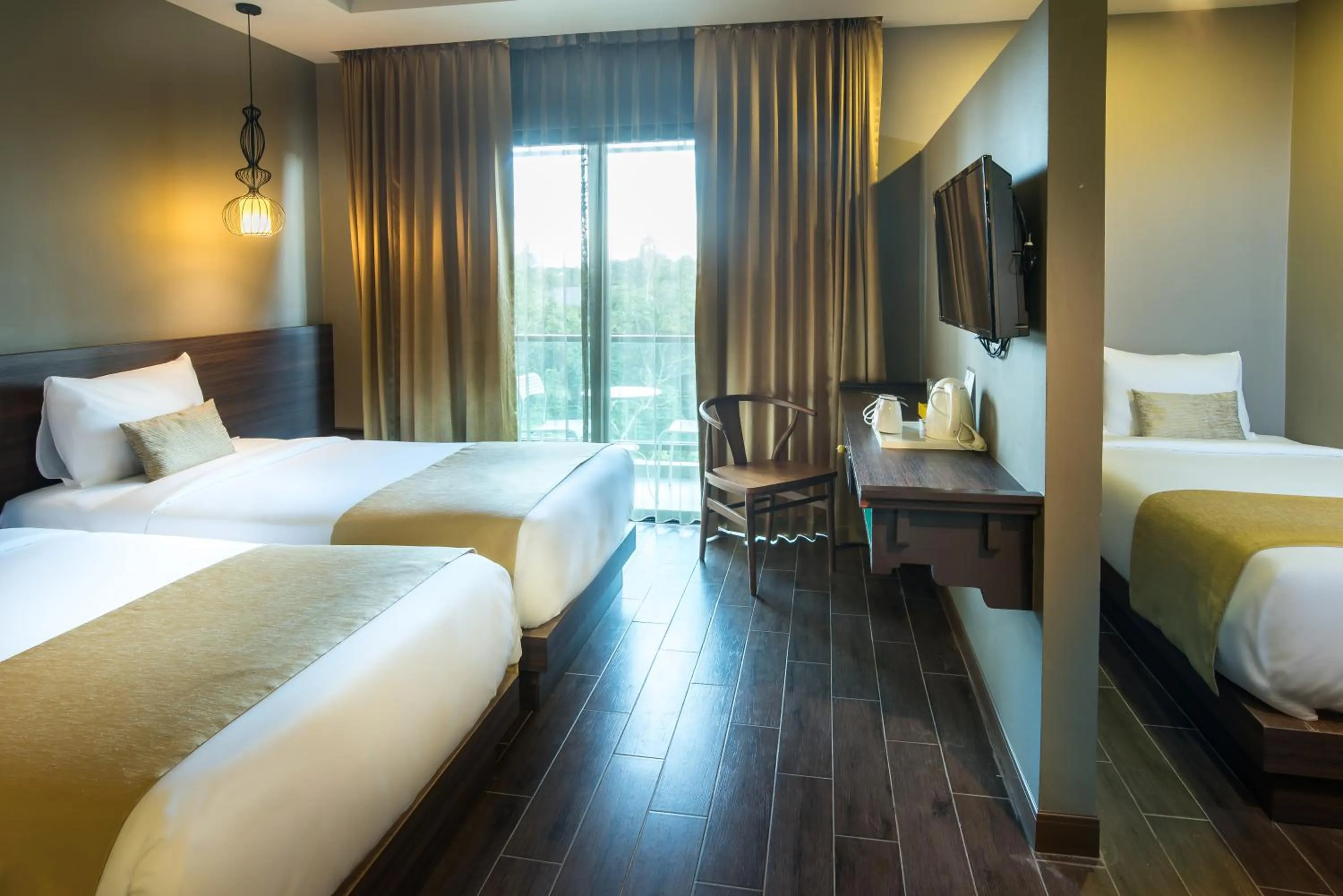 Bathroom, Bed in Chiangkhong Teak Garden Riverfront Onsen Hotel- SHA Extra Plus