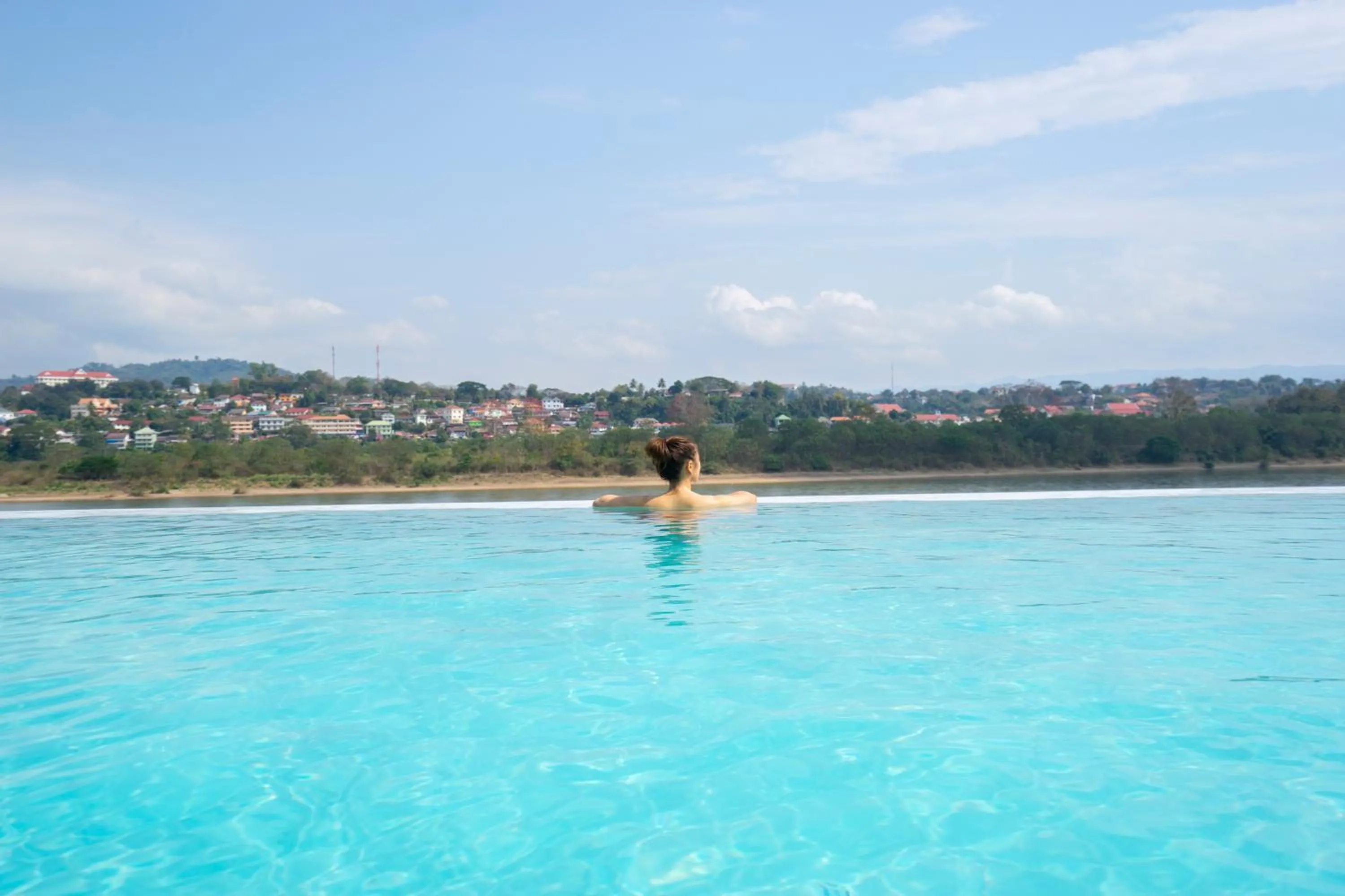 Chiangkhong Teak Garden Riverfront Onsen Hotel- SHA Extra Plus